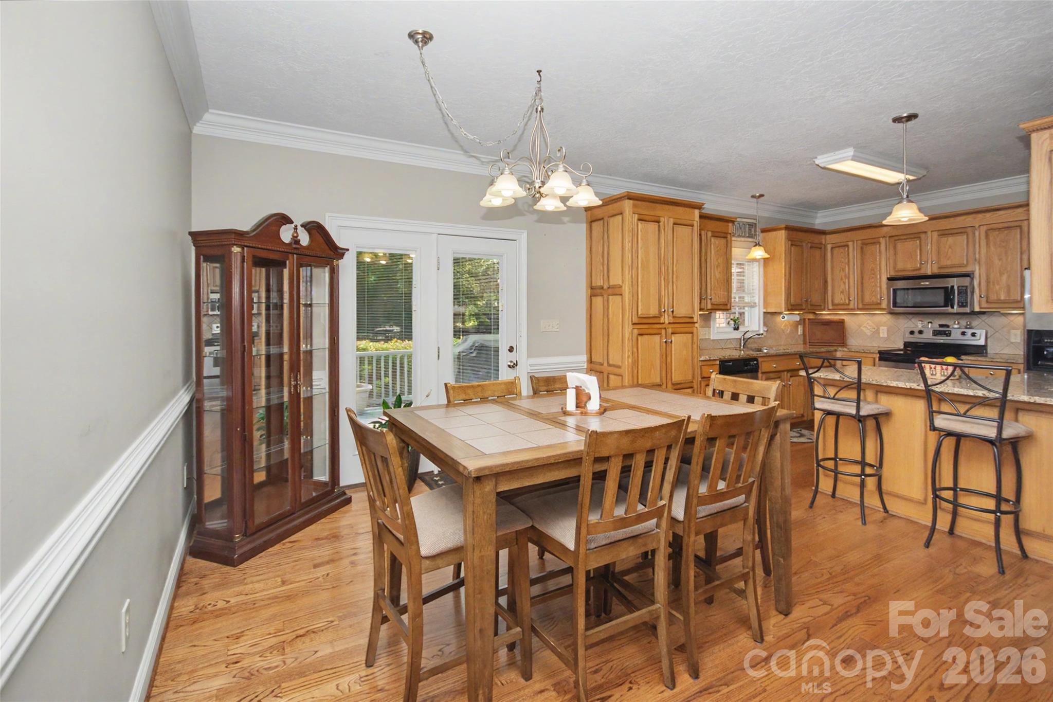 204 Seven Springs Loop — Statesville