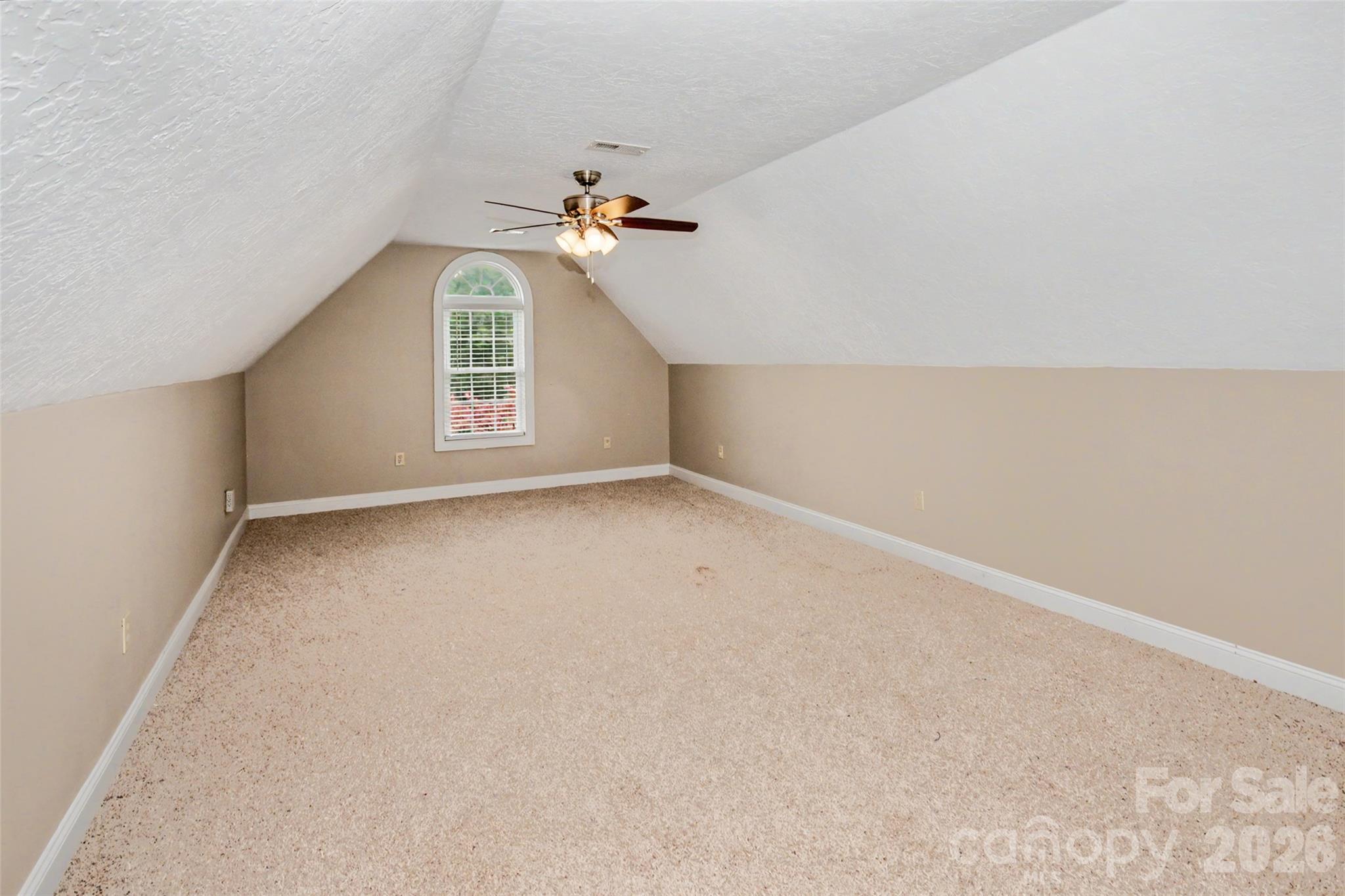 204 Seven Springs Loop — Statesville