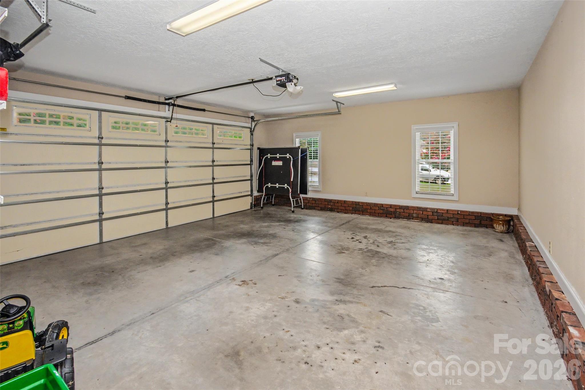 204 Seven Springs Loop — Statesville