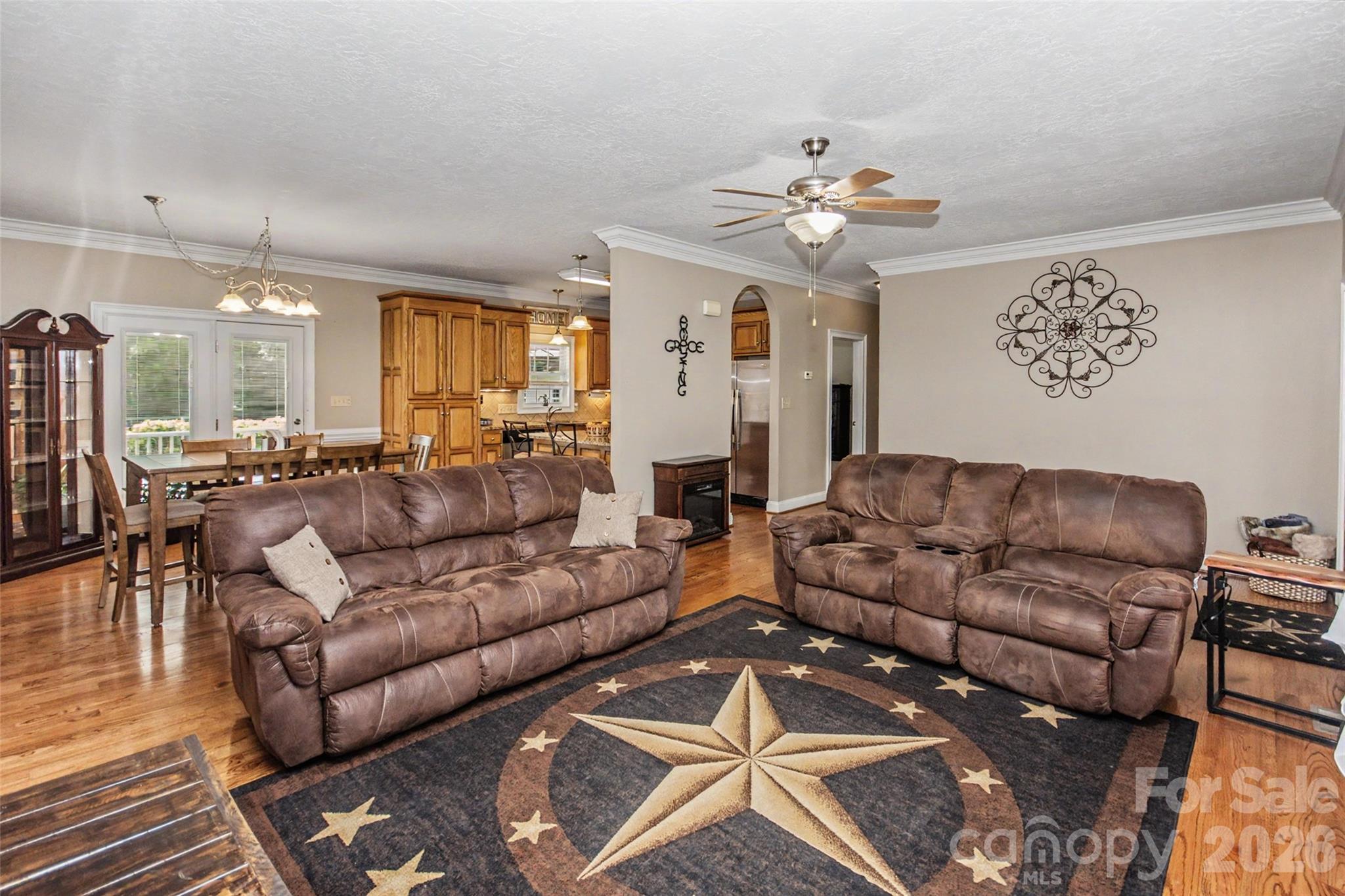 204 Seven Springs Loop — Statesville