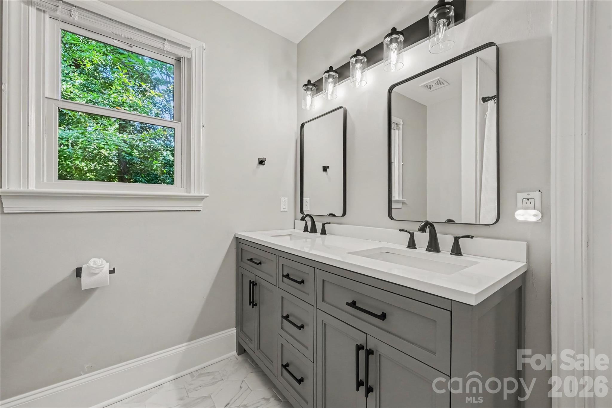 14905 Wyndham Oaks Drive — Charlotte