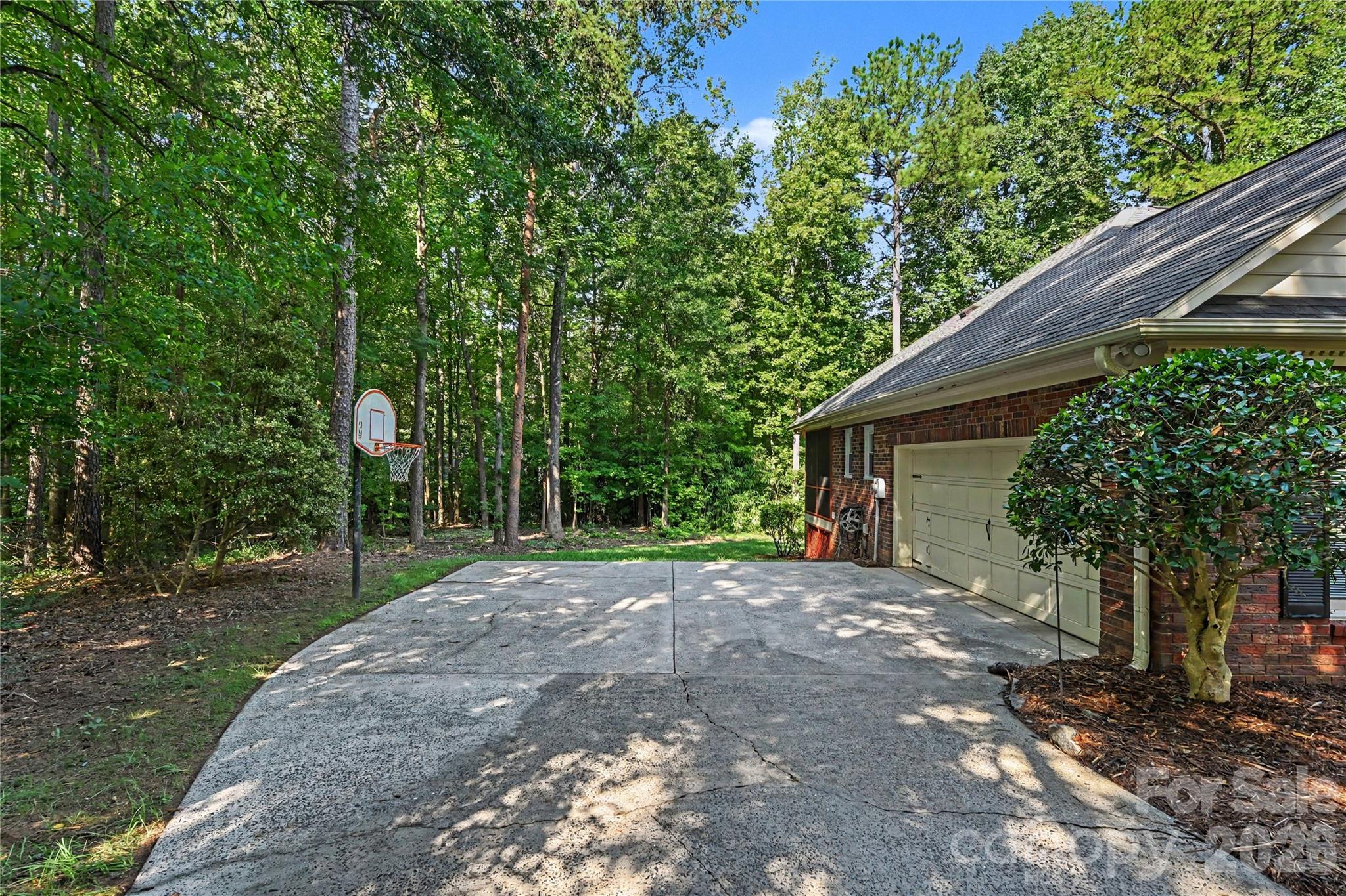 14905 Wyndham Oaks Drive — Charlotte