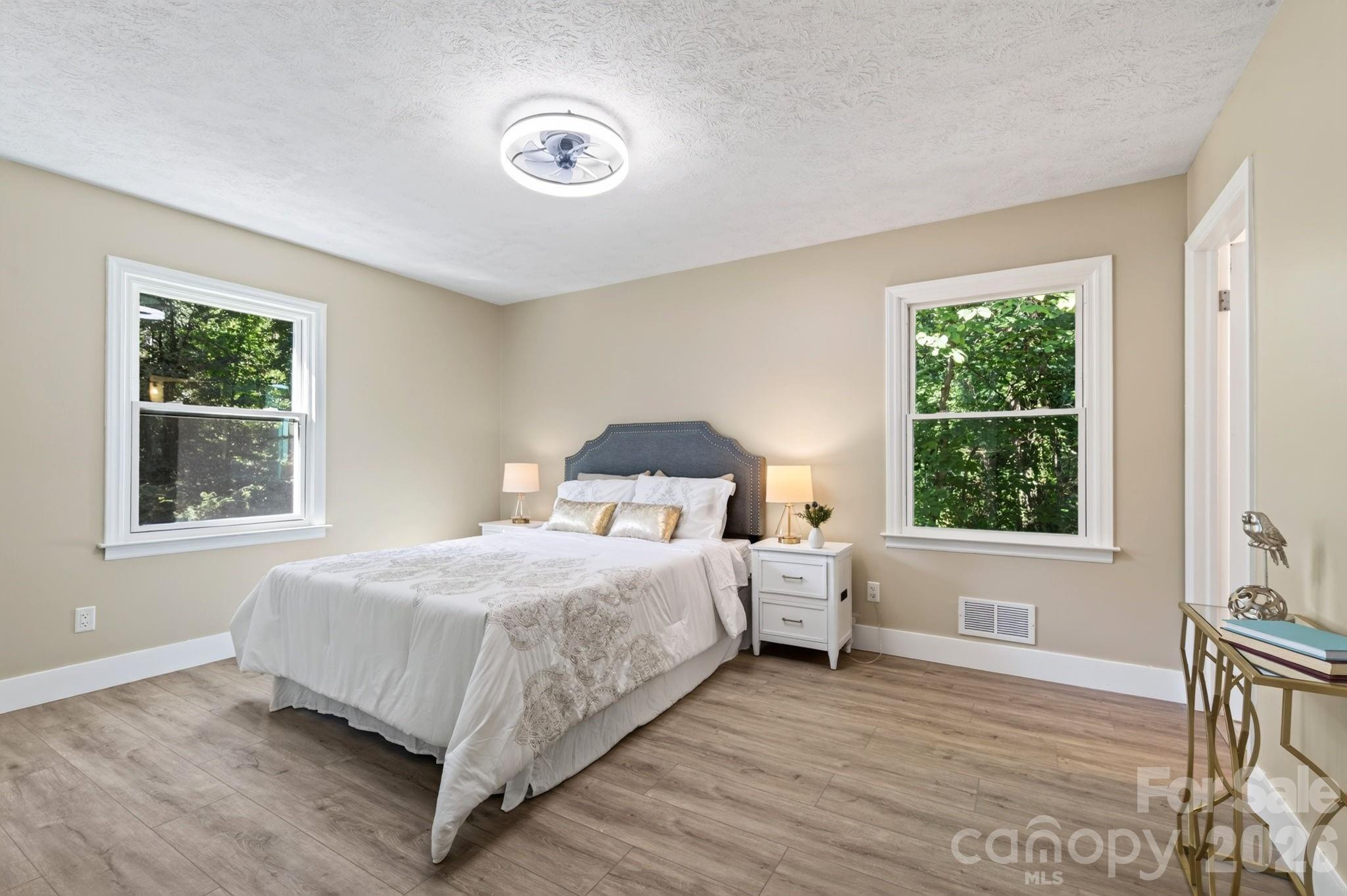 65 Beechwood Road — Asheville