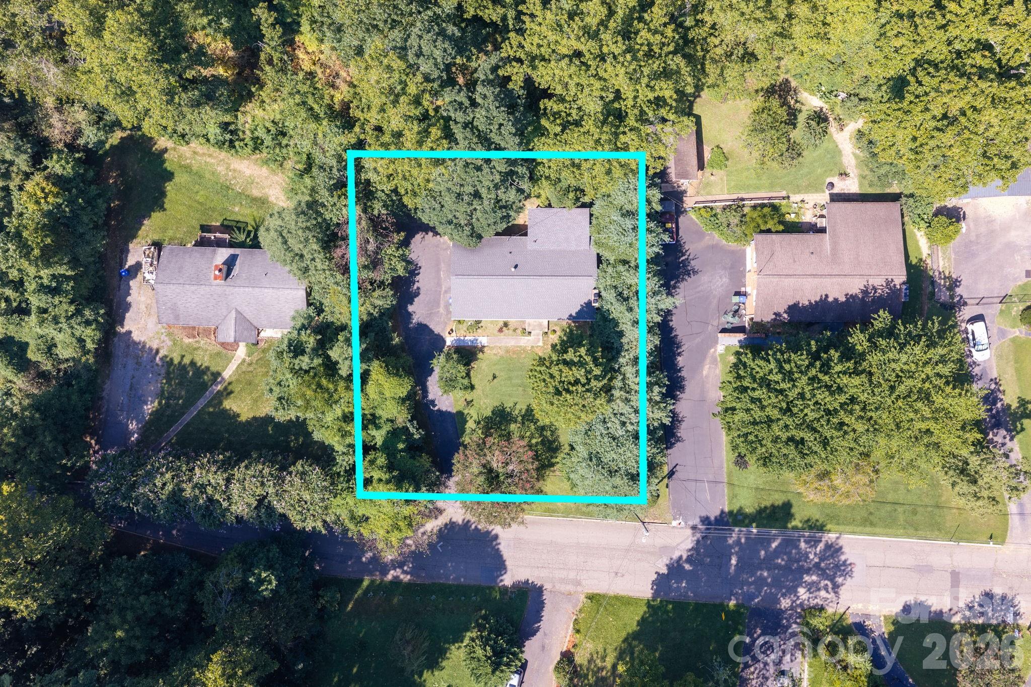 65 Beechwood Road — Asheville