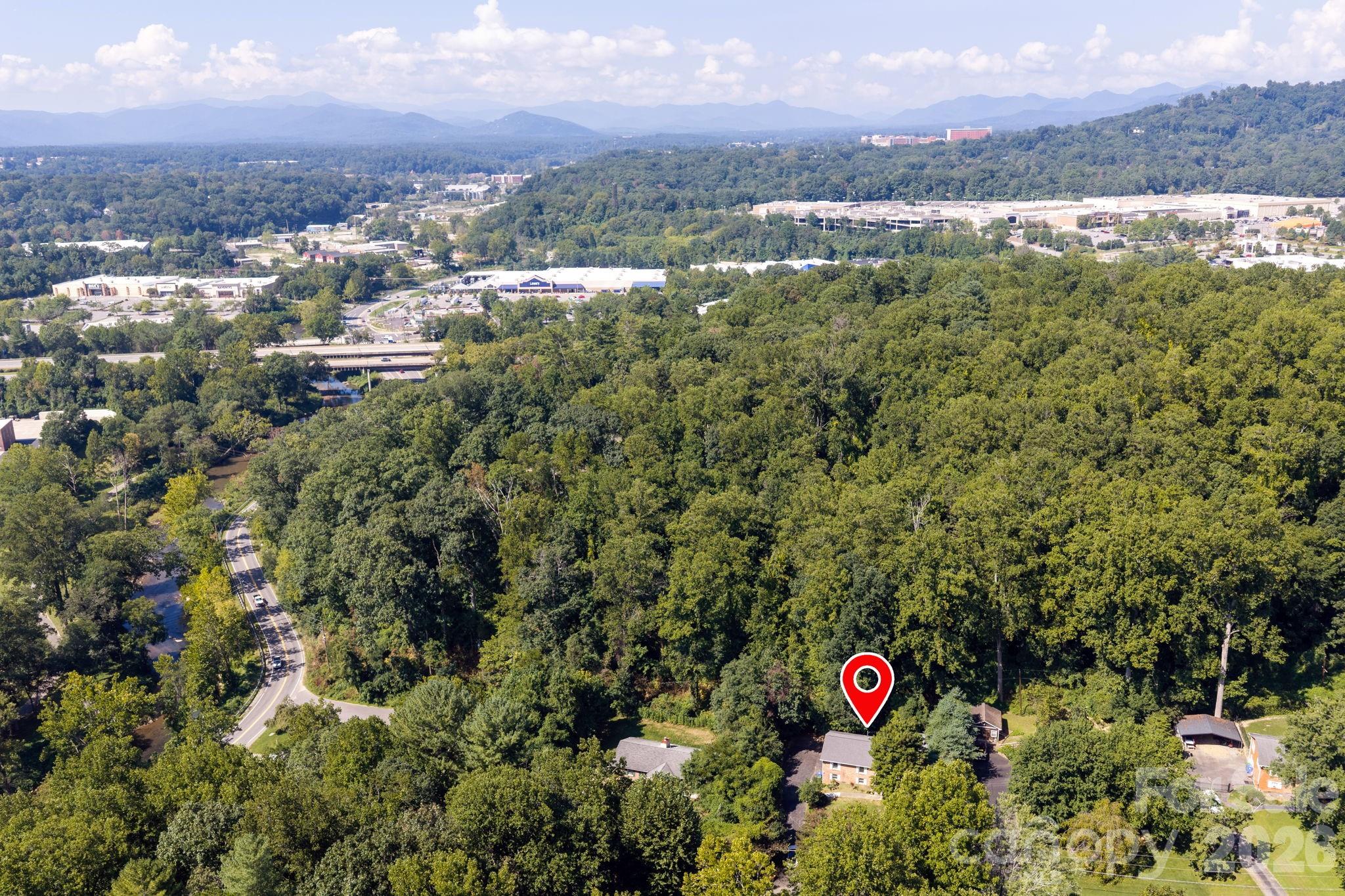 65 Beechwood Road — Asheville