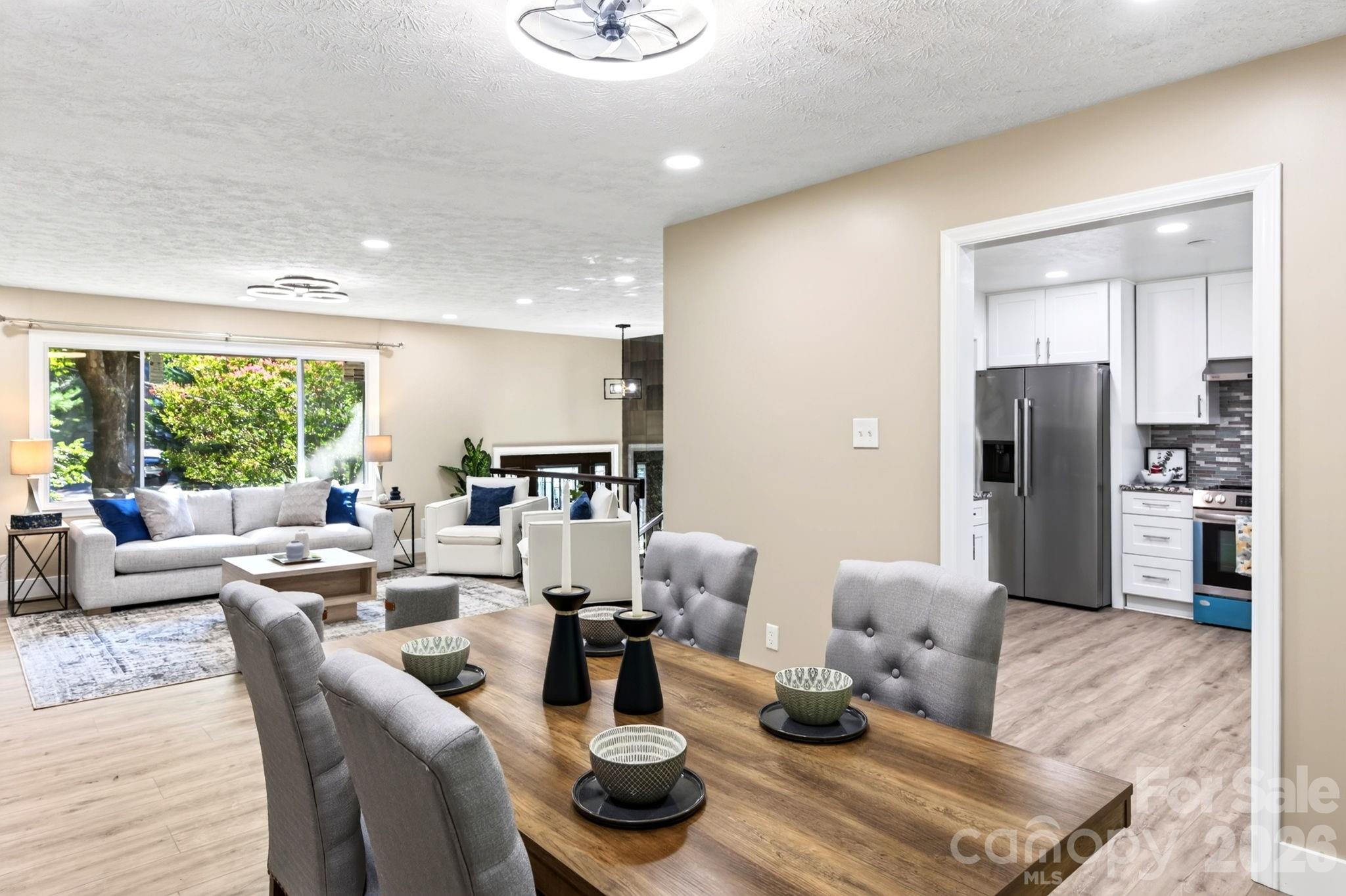 65 Beechwood Road — Asheville