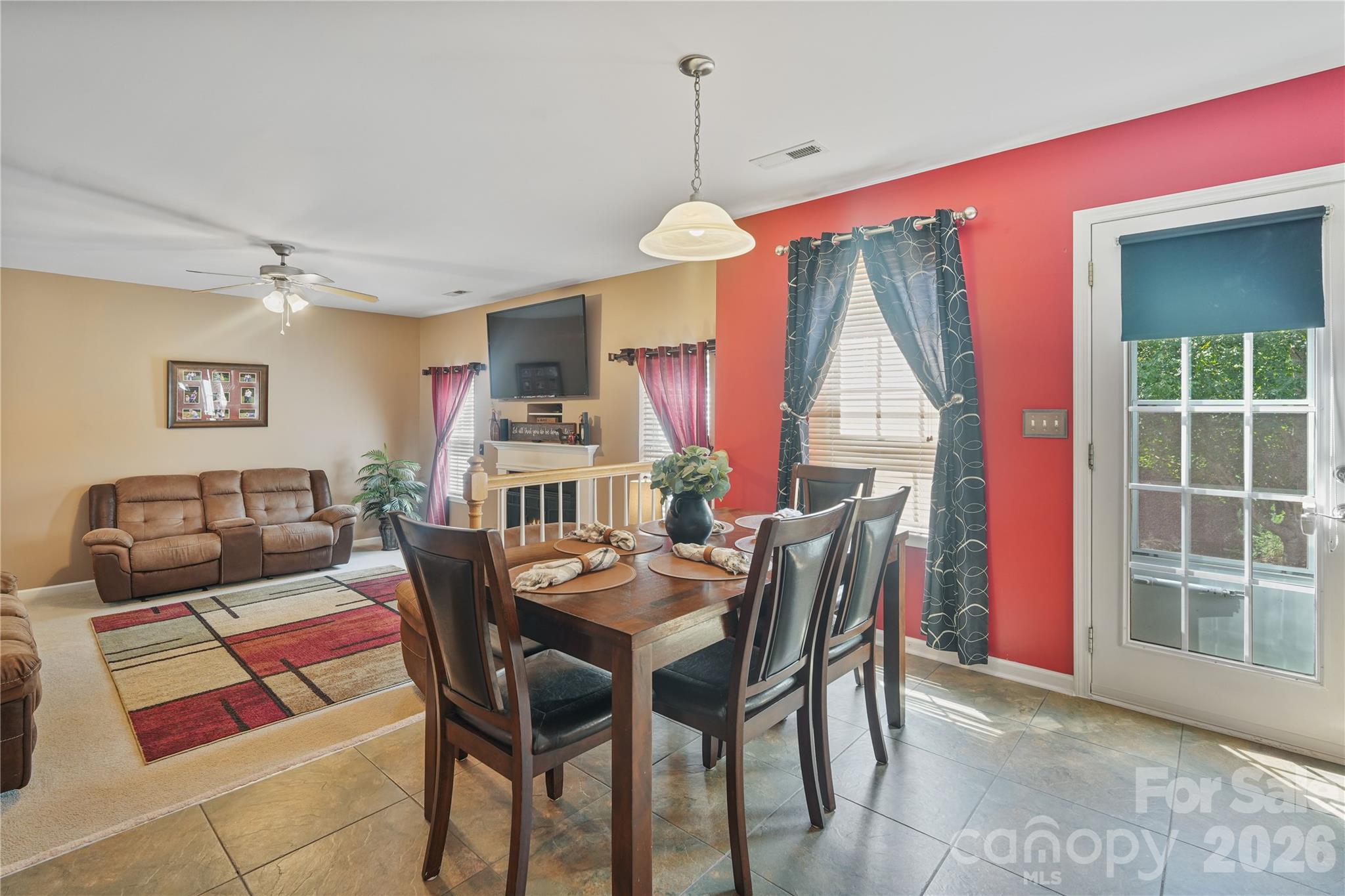 190 Almora Loop — Mooresville