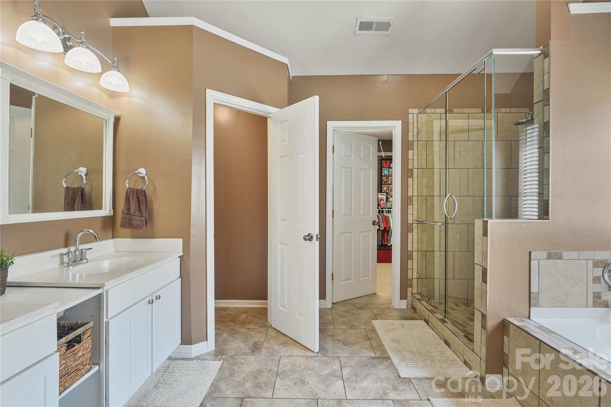 190 Almora Loop — Mooresville