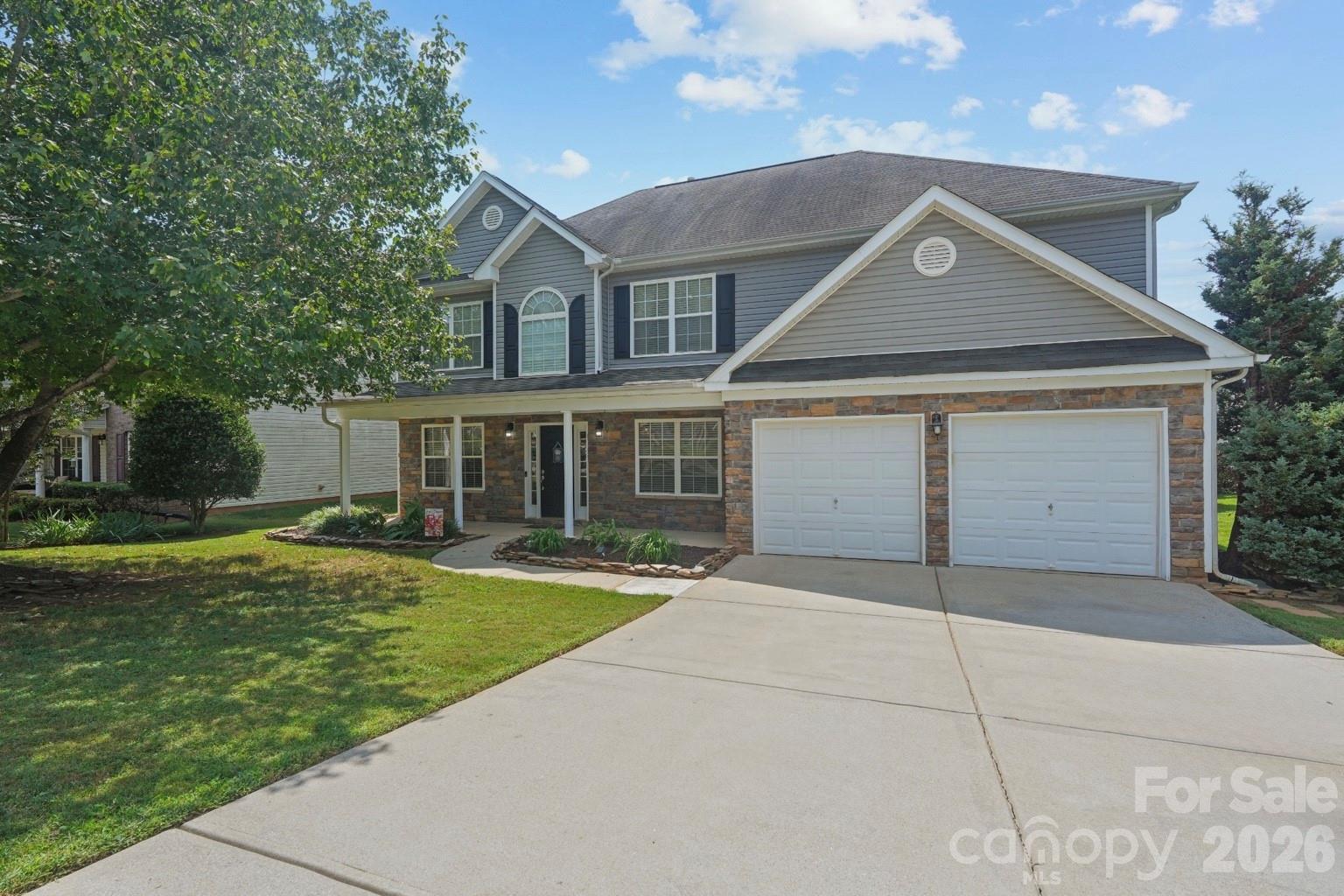 190 Almora Loop — Mooresville