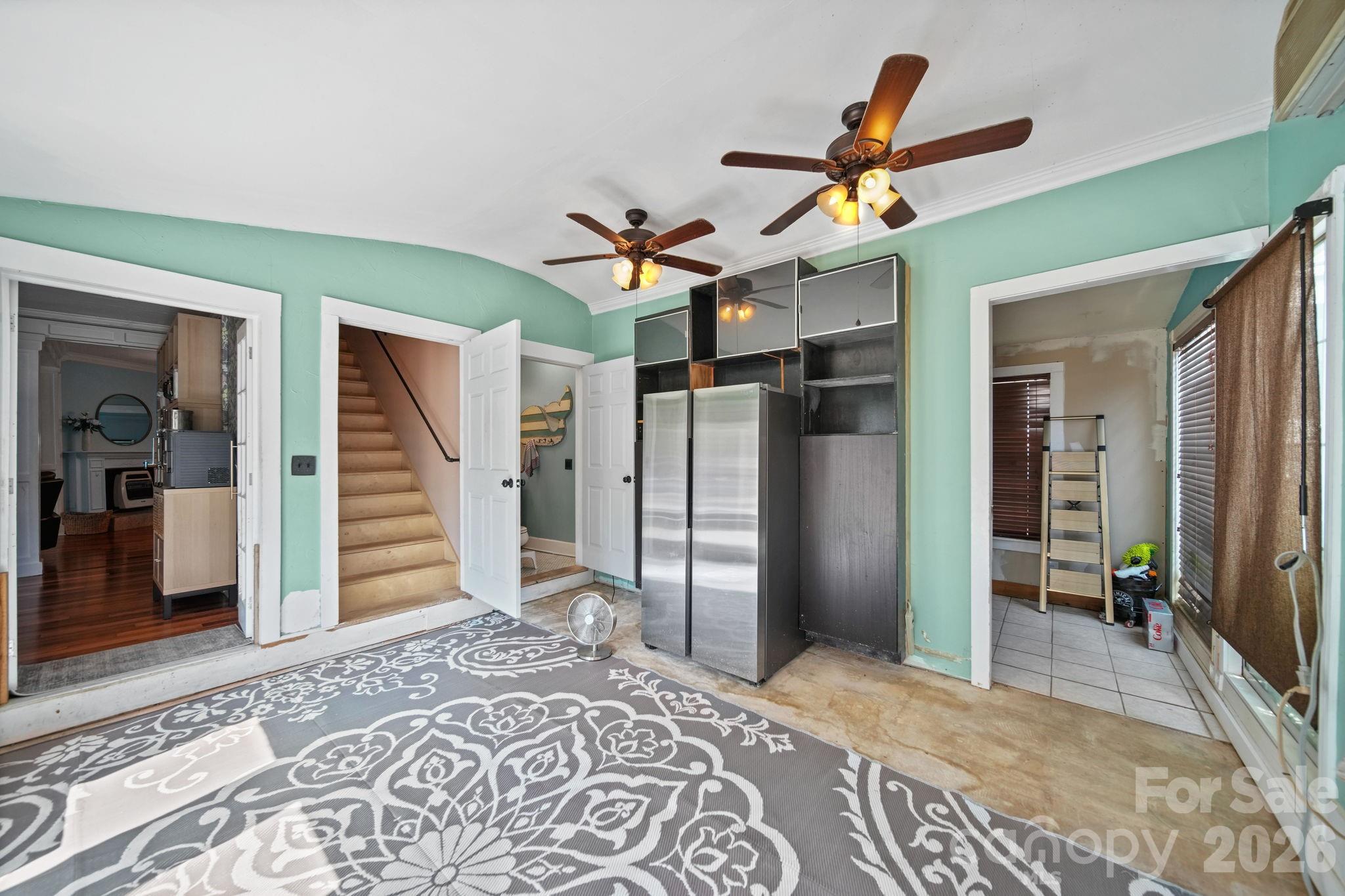 101 W Raleigh Street — Stanfield