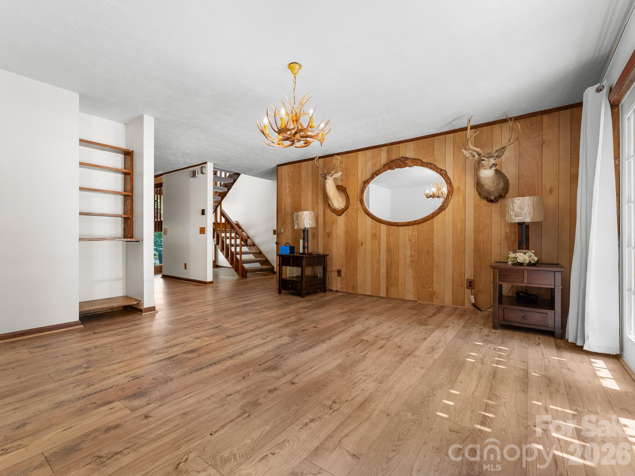 40 Country Bear Lane — Flat Rock