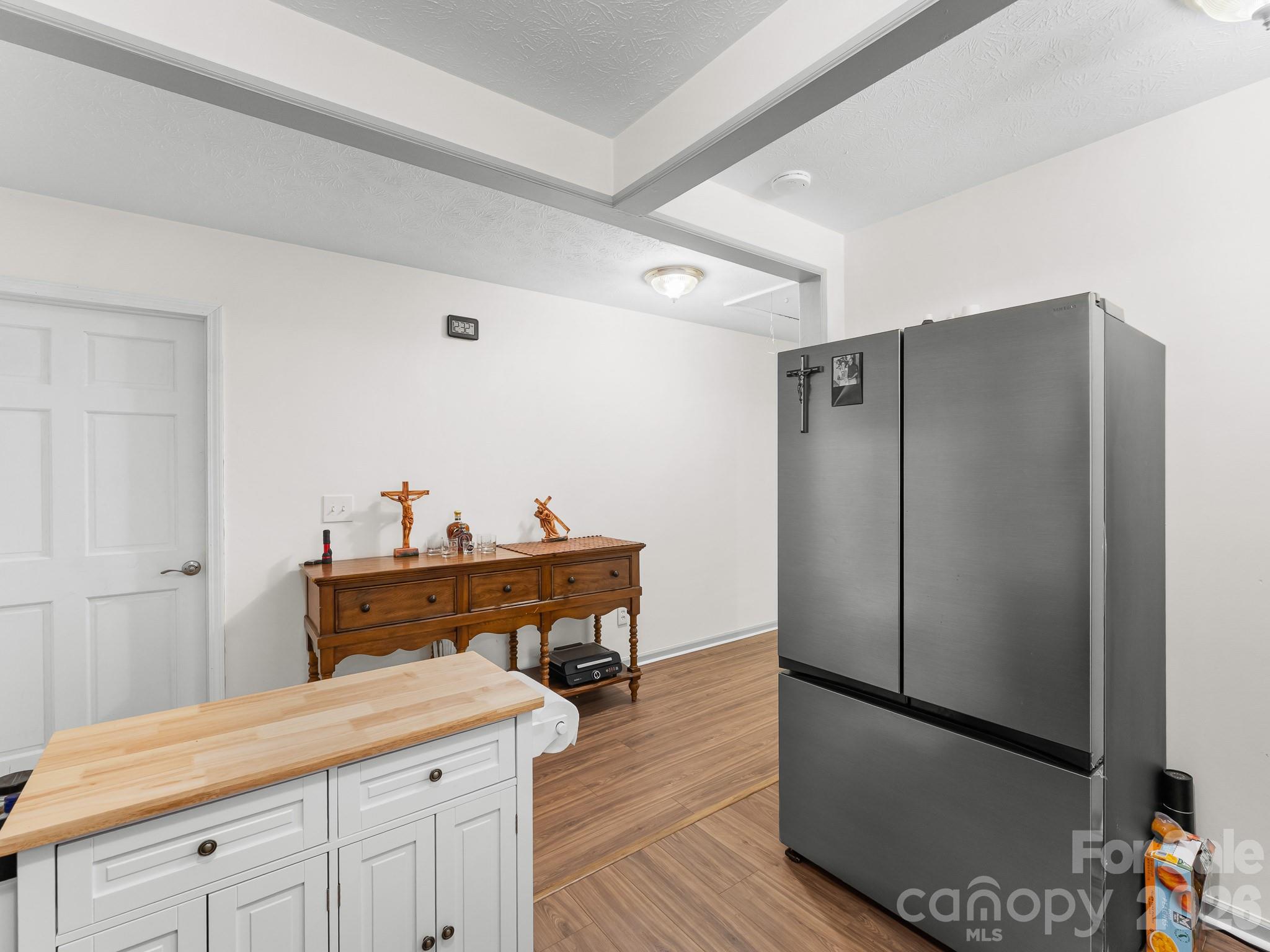 40 Country Bear Lane — Flat Rock