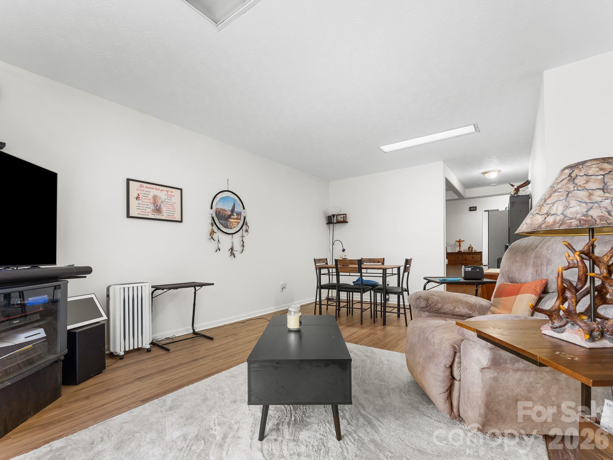 40 Country Bear Lane — Flat Rock