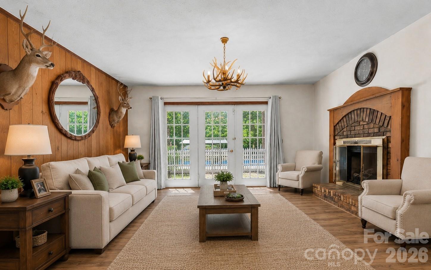 40 Country Bear Lane — Flat Rock