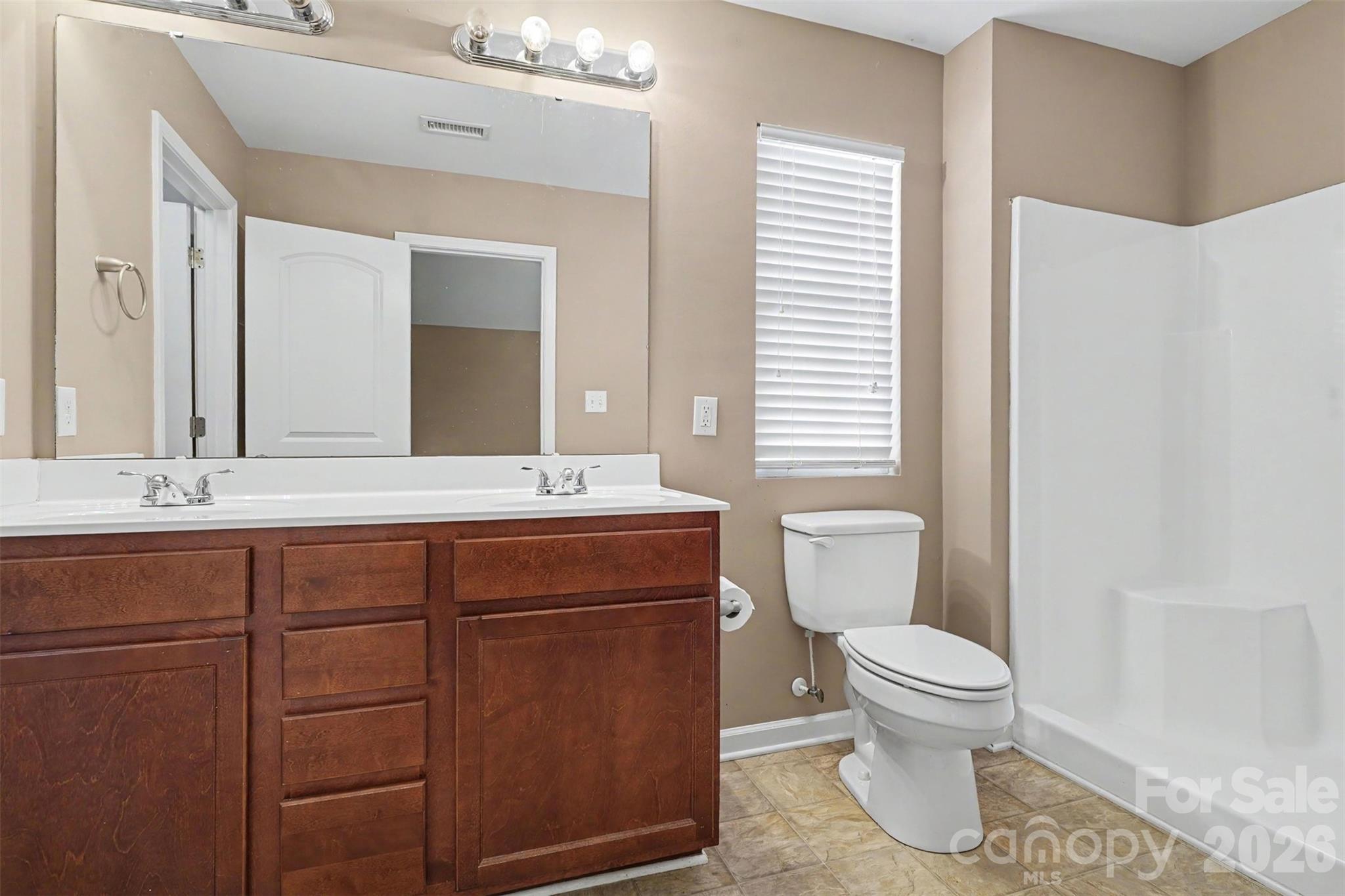 145 High Bluff Circle — Mooresville