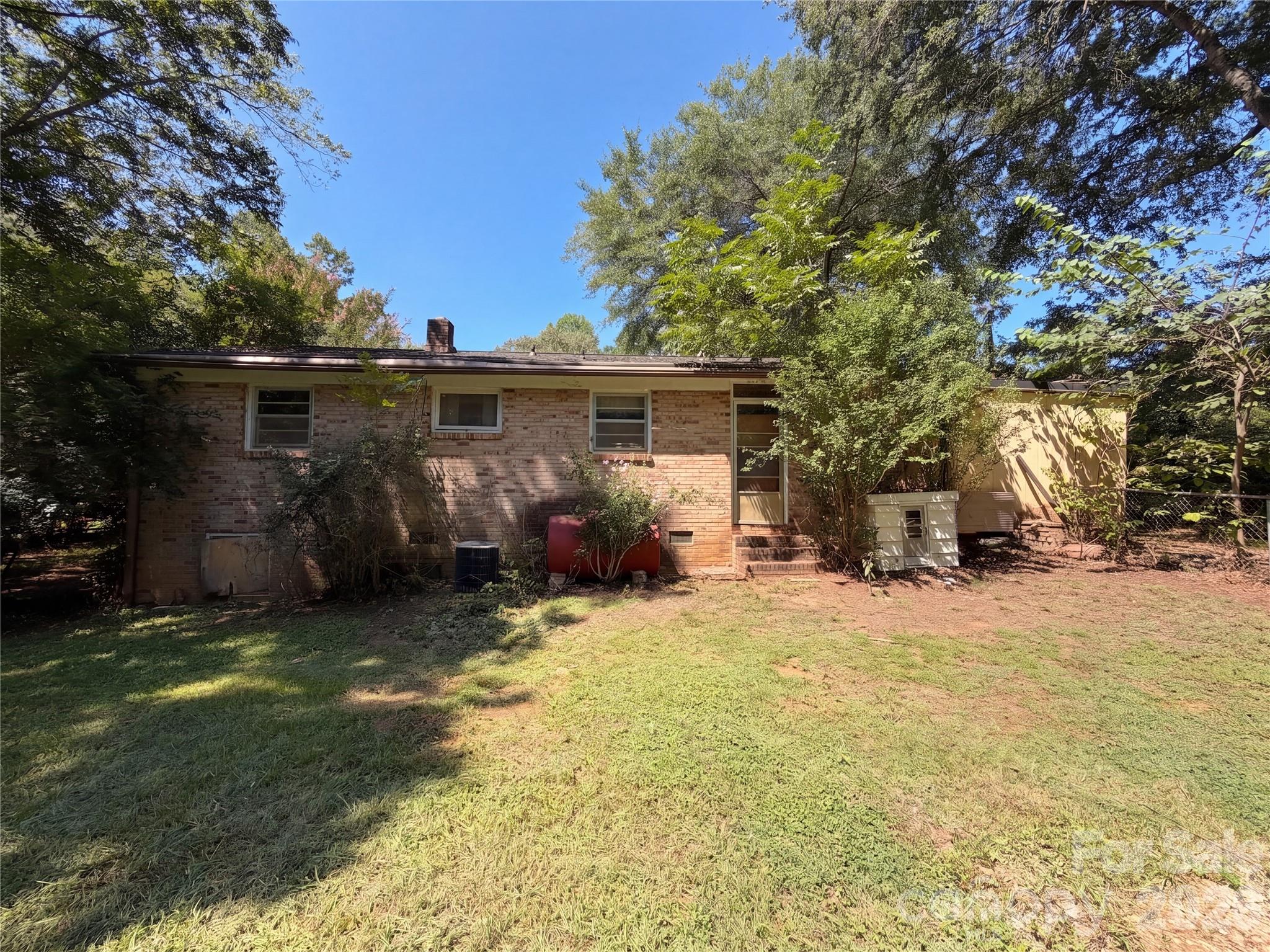 4736 Crowders Crest Drive — Gastonia