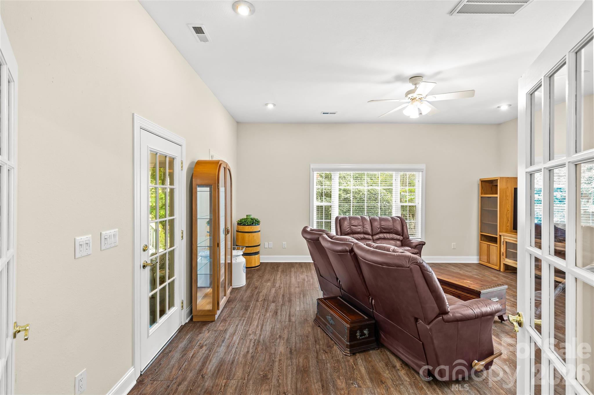 12316 Panthersville Drive — Charlotte