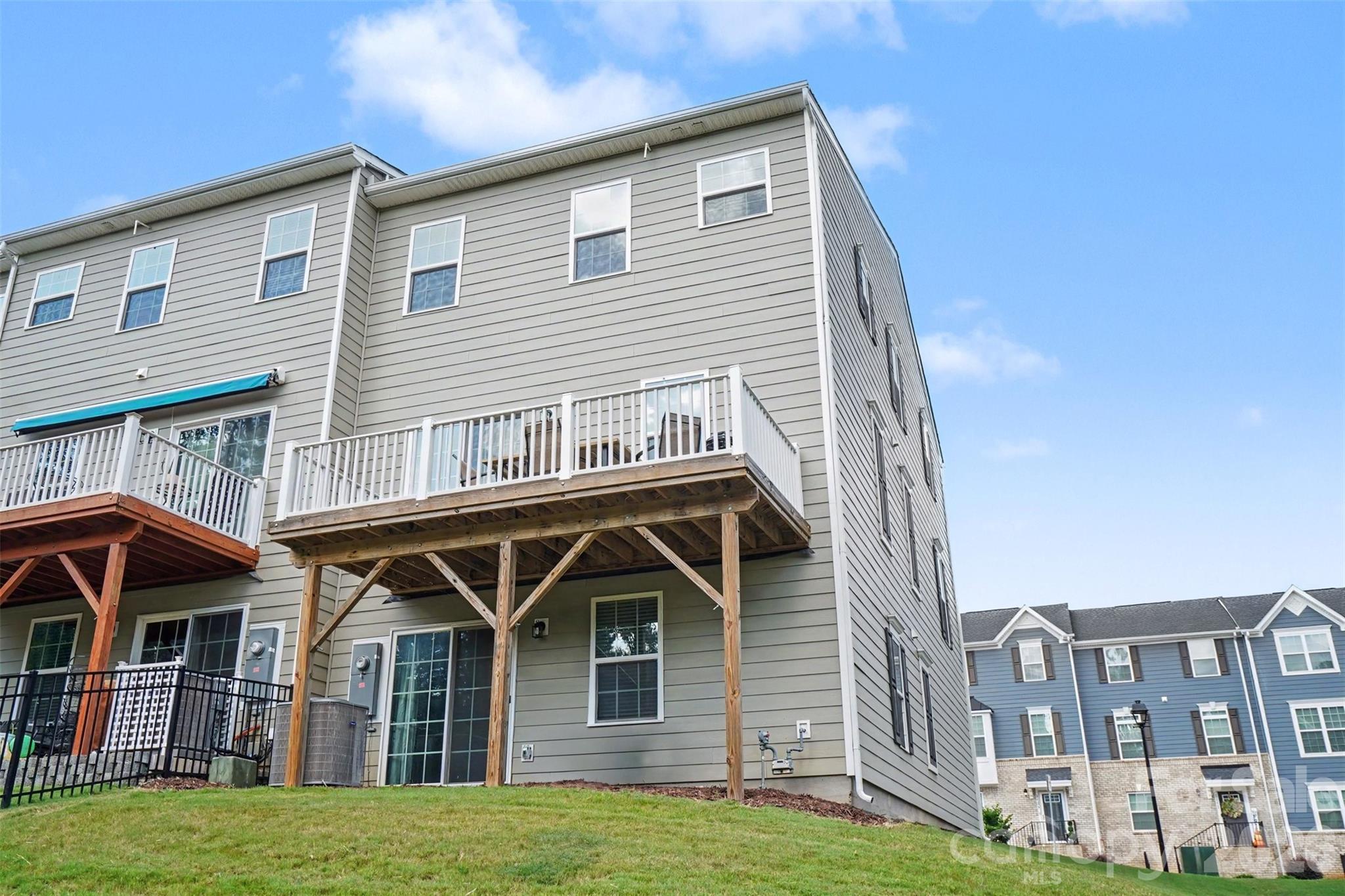 2139 Autumn Cyprus Avenue — Gastonia