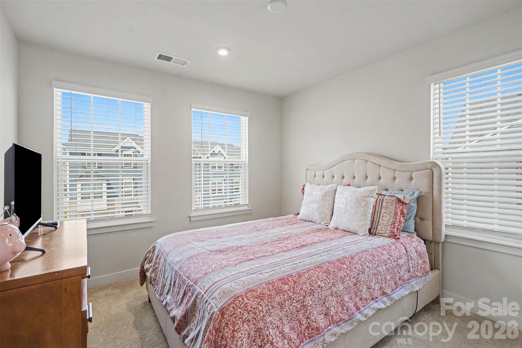 2139 Autumn Cyprus Avenue — Gastonia