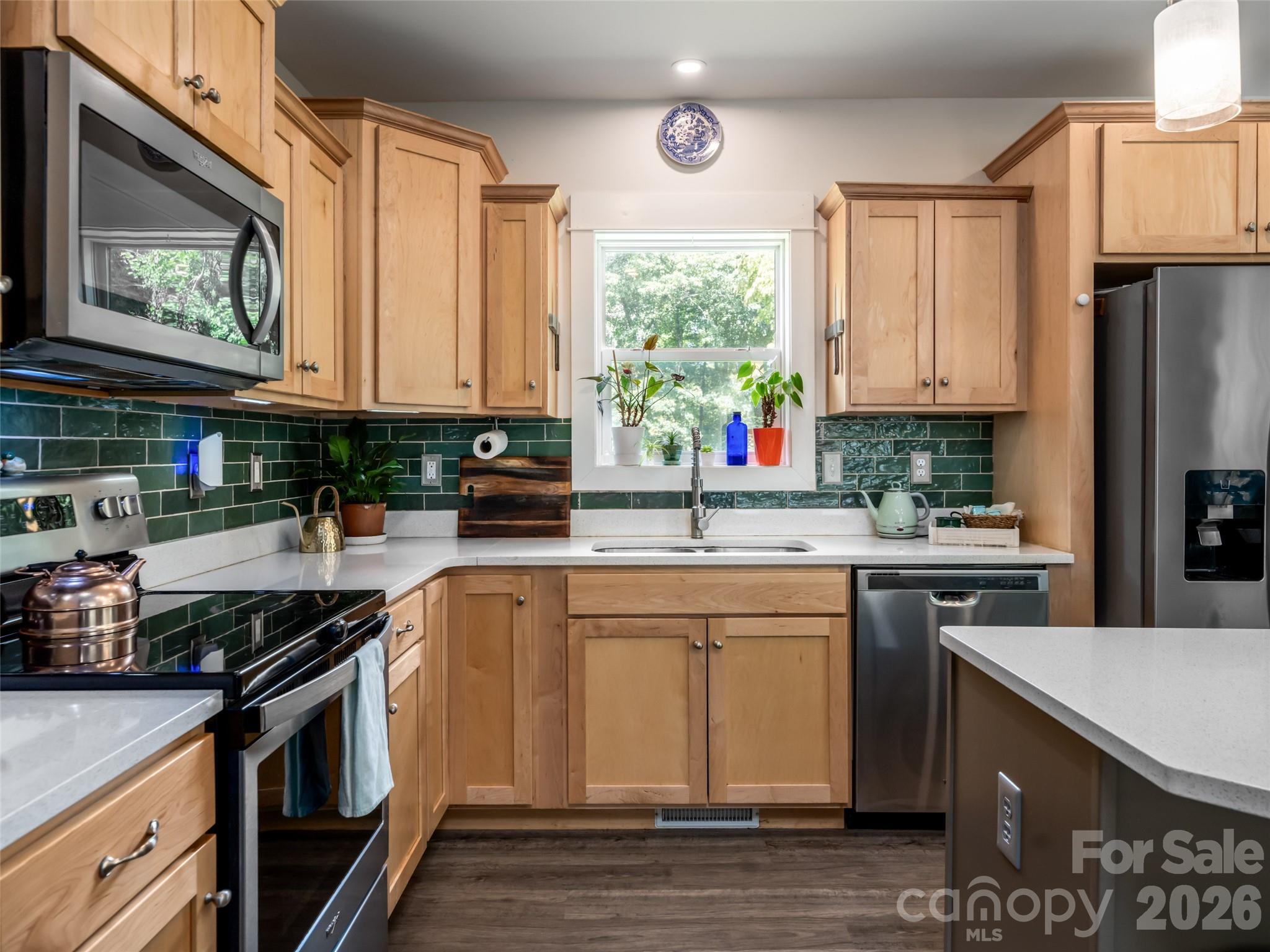 518 Onteora Boulevard — Asheville