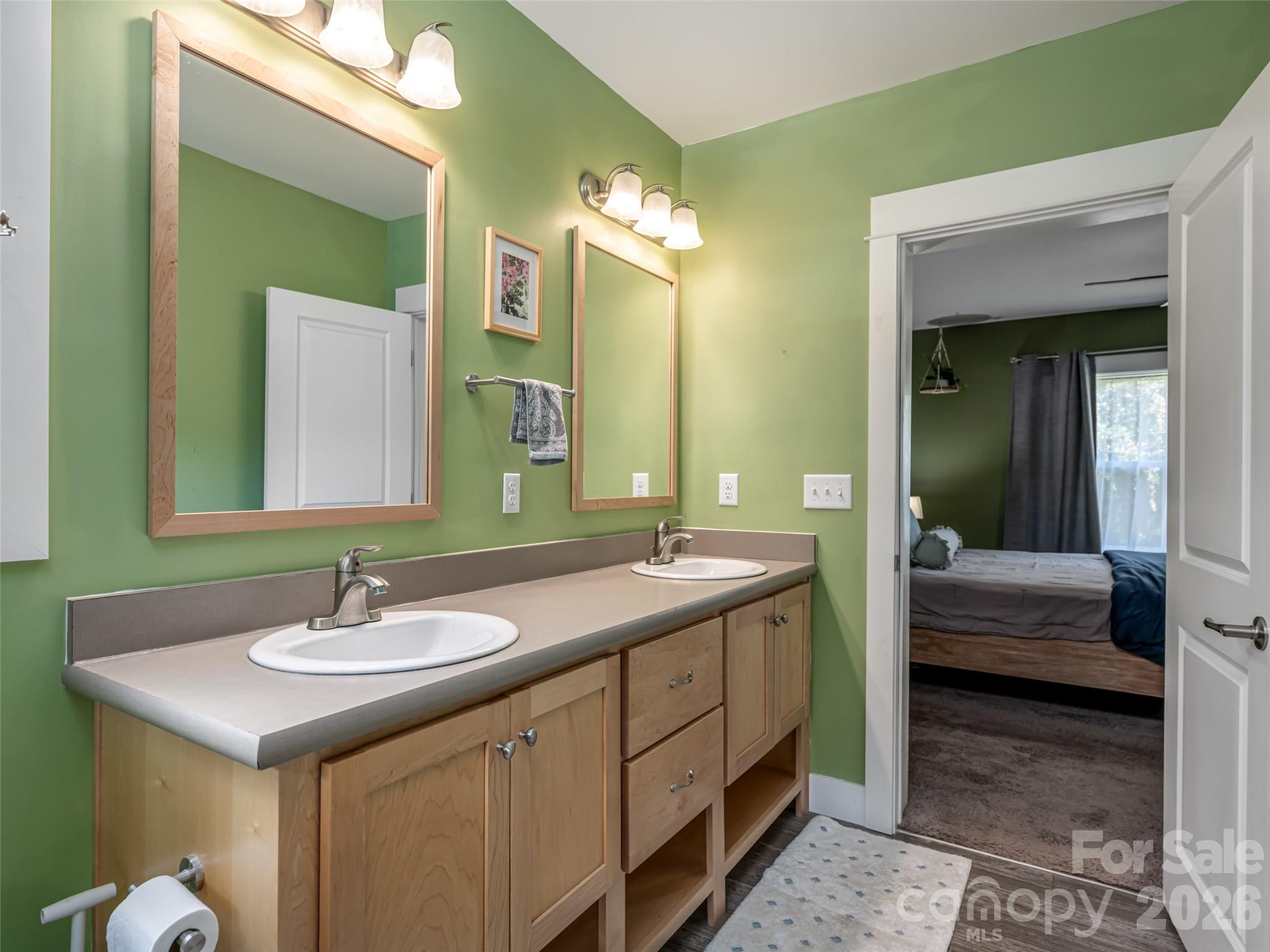 518 Onteora Boulevard — Asheville