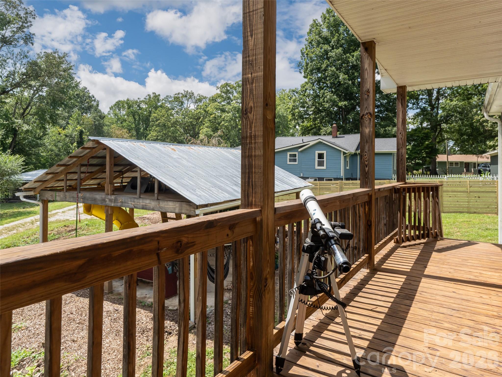 518 Onteora Boulevard — Asheville