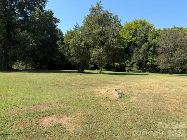 1722 Unity Drive — Statesville
