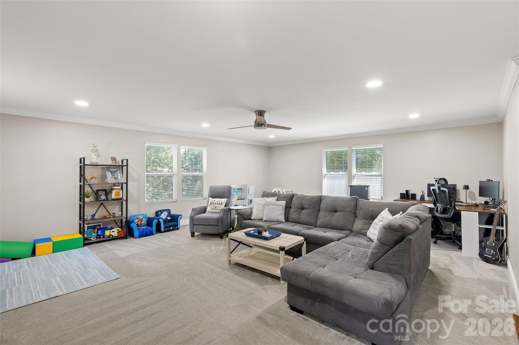 6623 Long Meadow Road — Charlotte