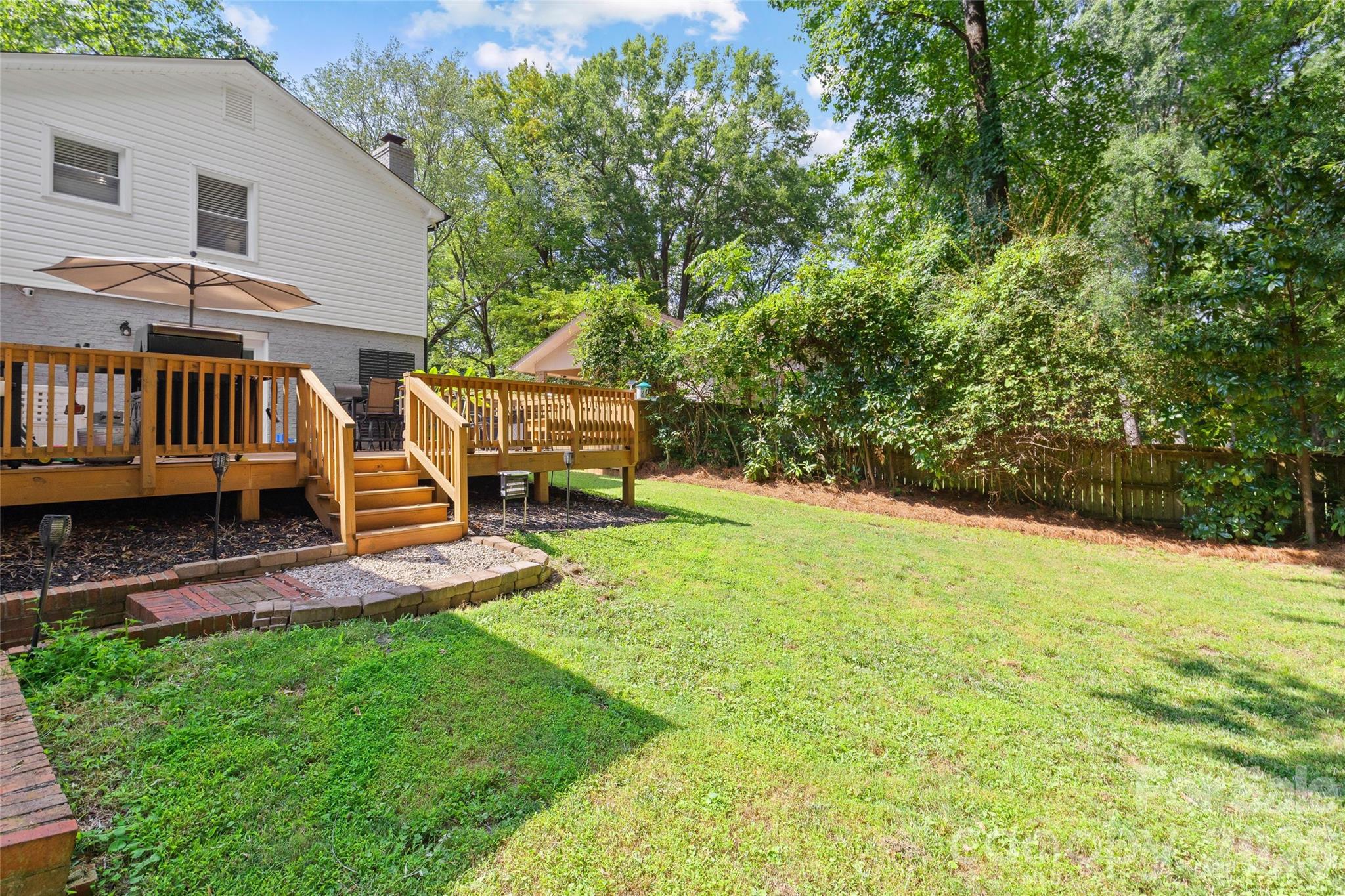 6623 Long Meadow Road — Charlotte