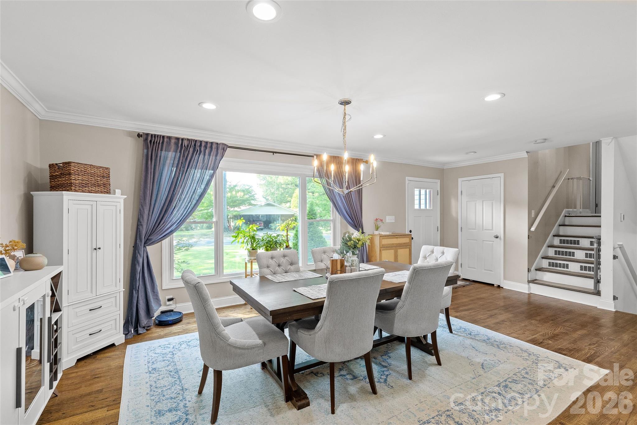 6623 Long Meadow Road — Charlotte
