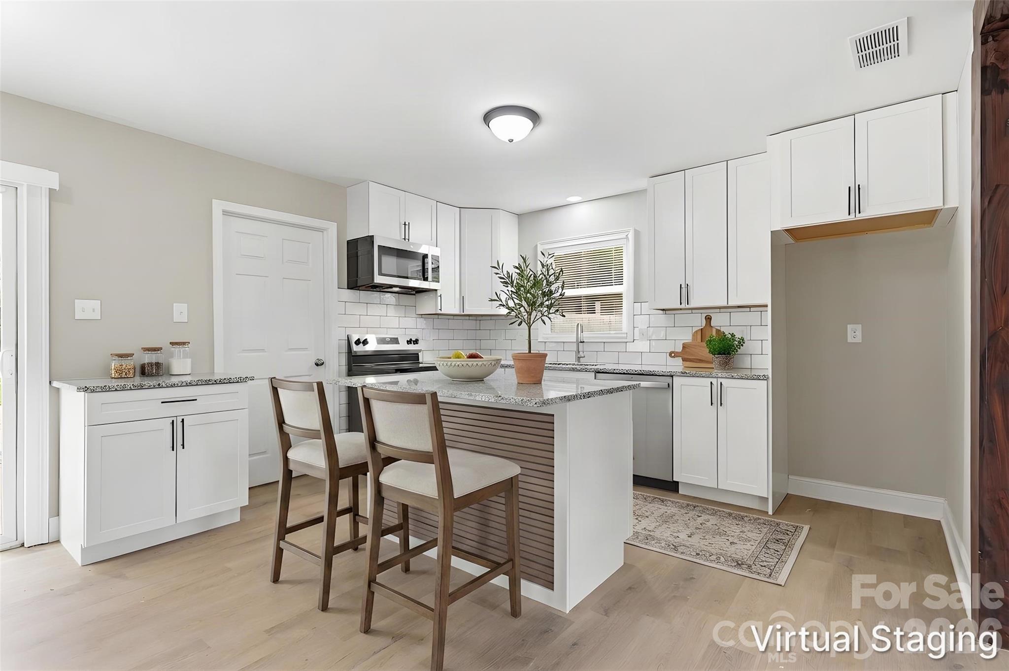 5233 Delivau Drive — Charlotte