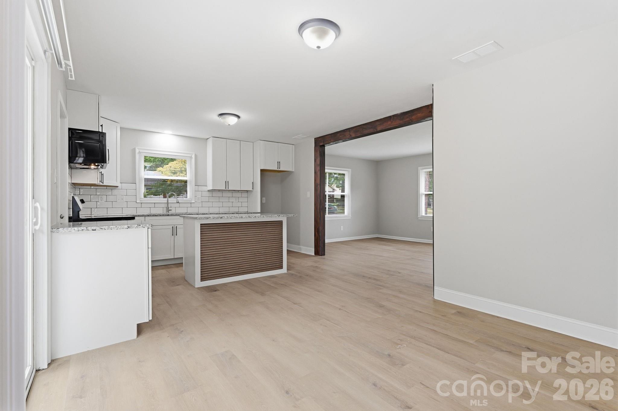 5233 Delivau Drive — Charlotte