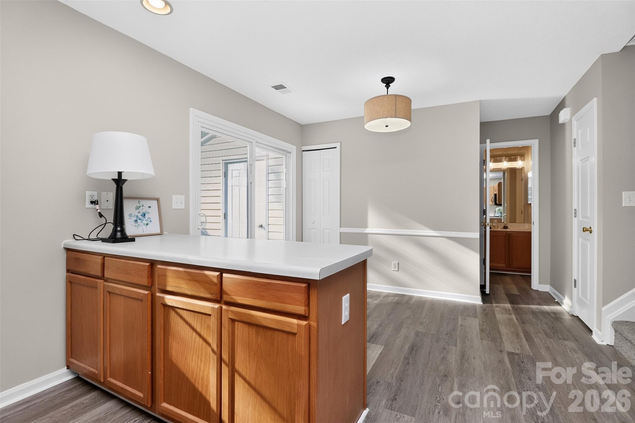 1712 Pergola Place — Charlotte