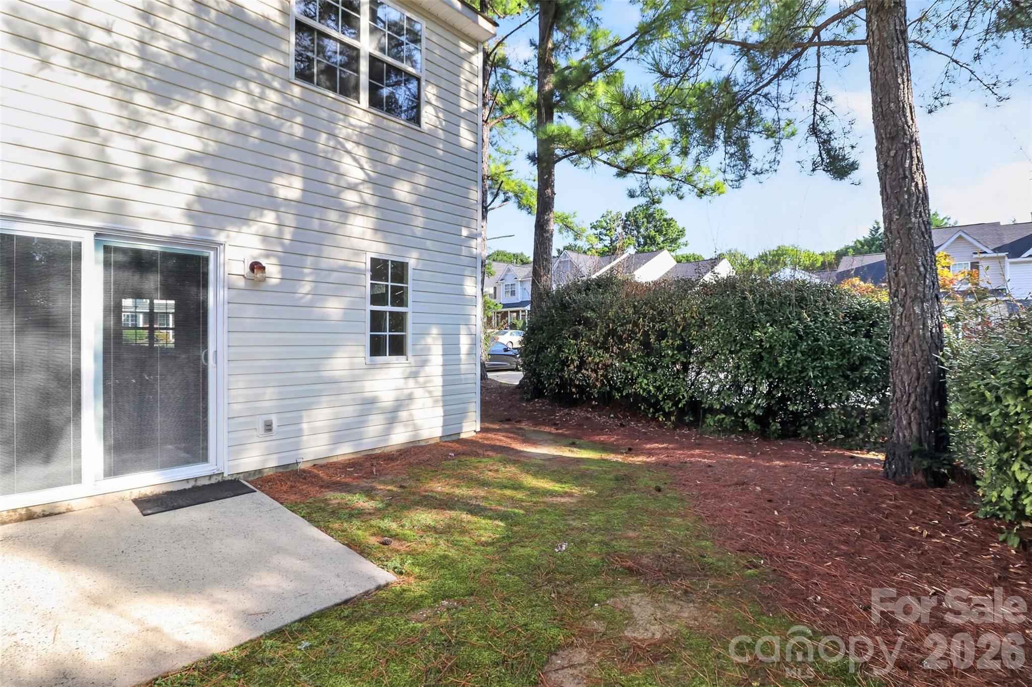 1712 Pergola Place — Charlotte
