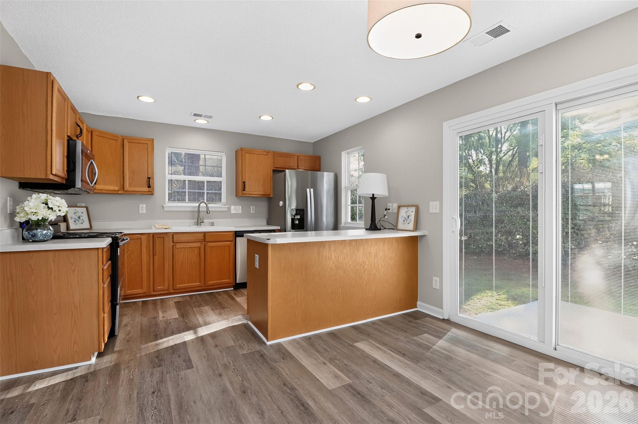 1712 Pergola Place — Charlotte