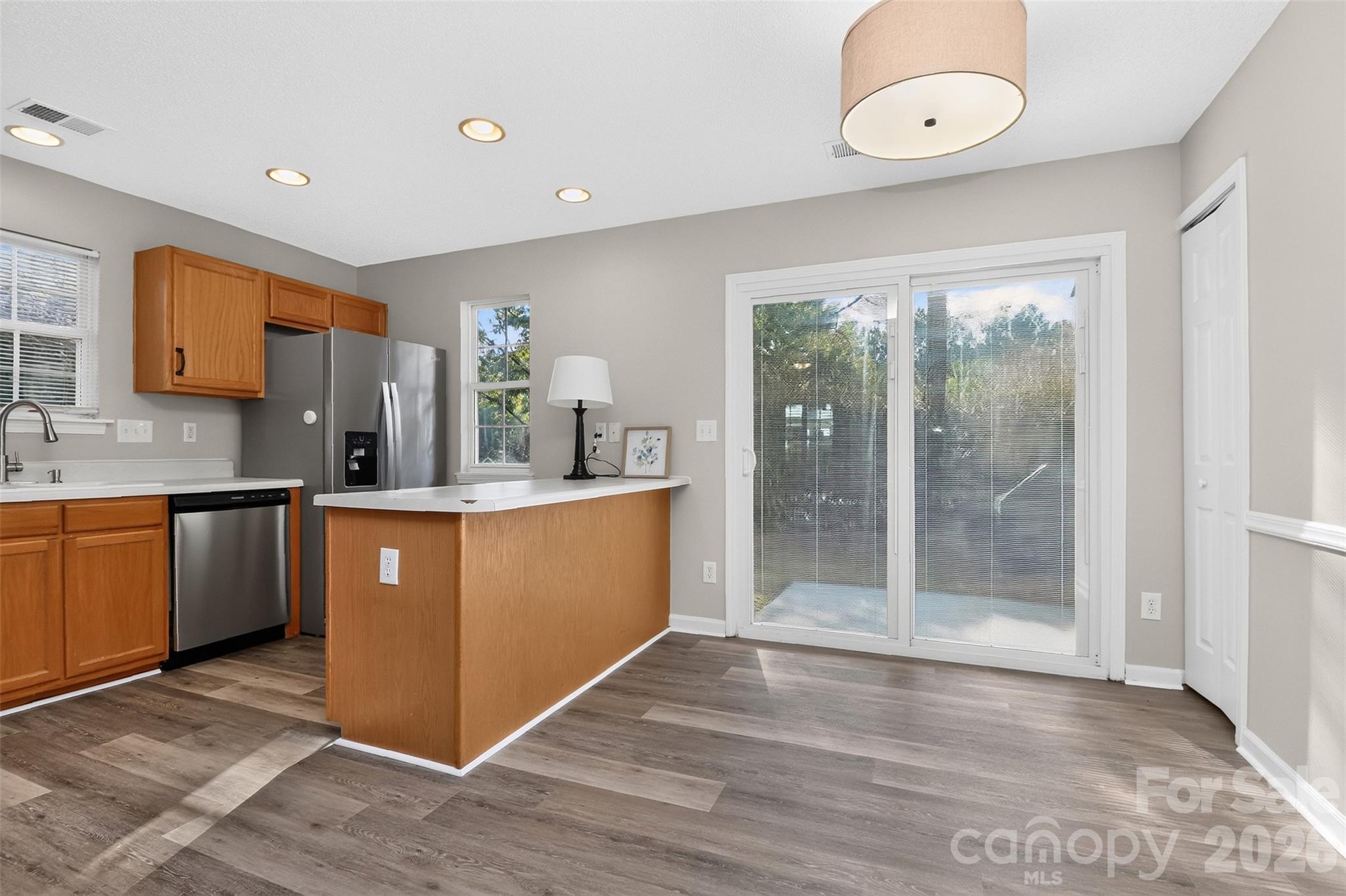 1712 Pergola Place — Charlotte