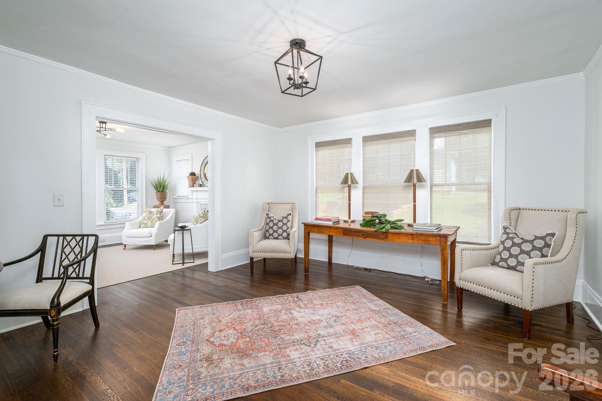 205 W Sixth Avenue — Gastonia