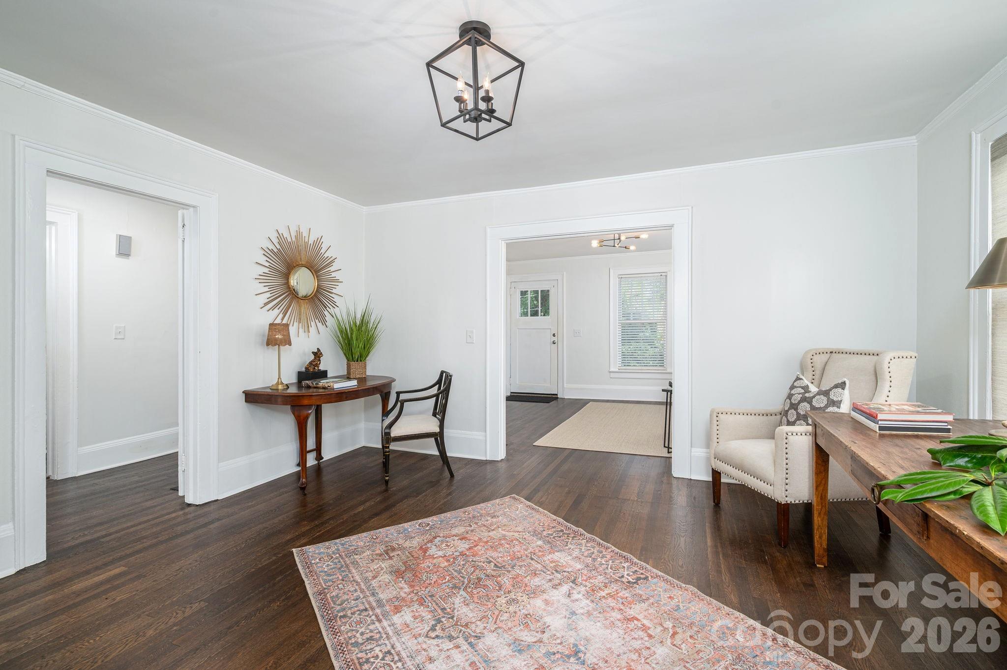 205 W Sixth Avenue — Gastonia