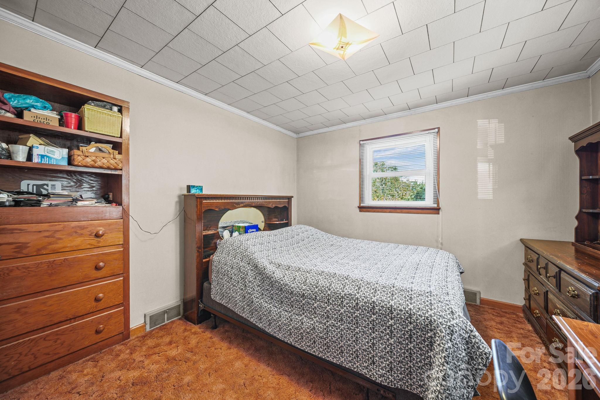 120 Kirkwood Drive — Concord