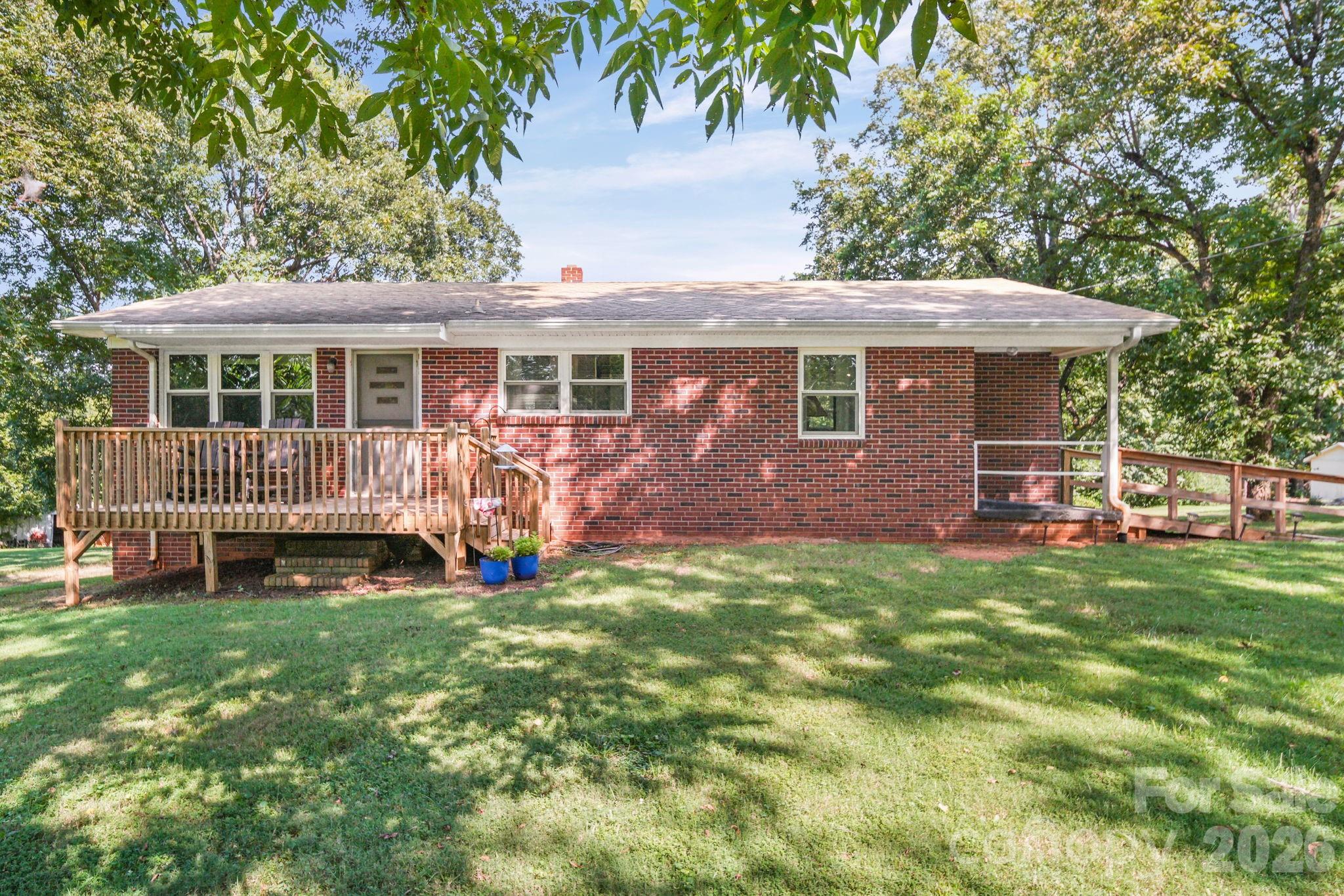 120 Kirkwood Drive — Concord