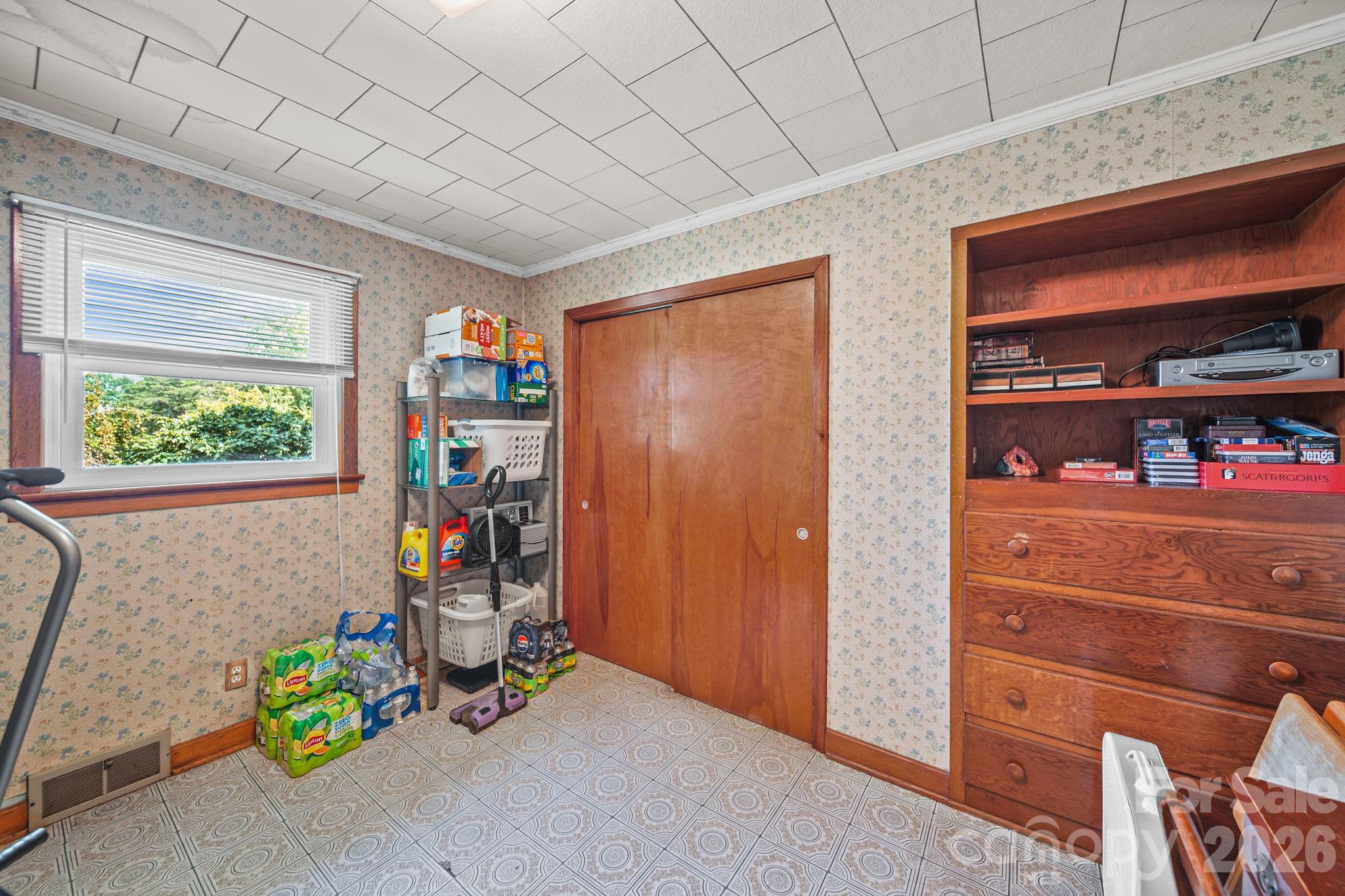 120 Kirkwood Drive — Concord