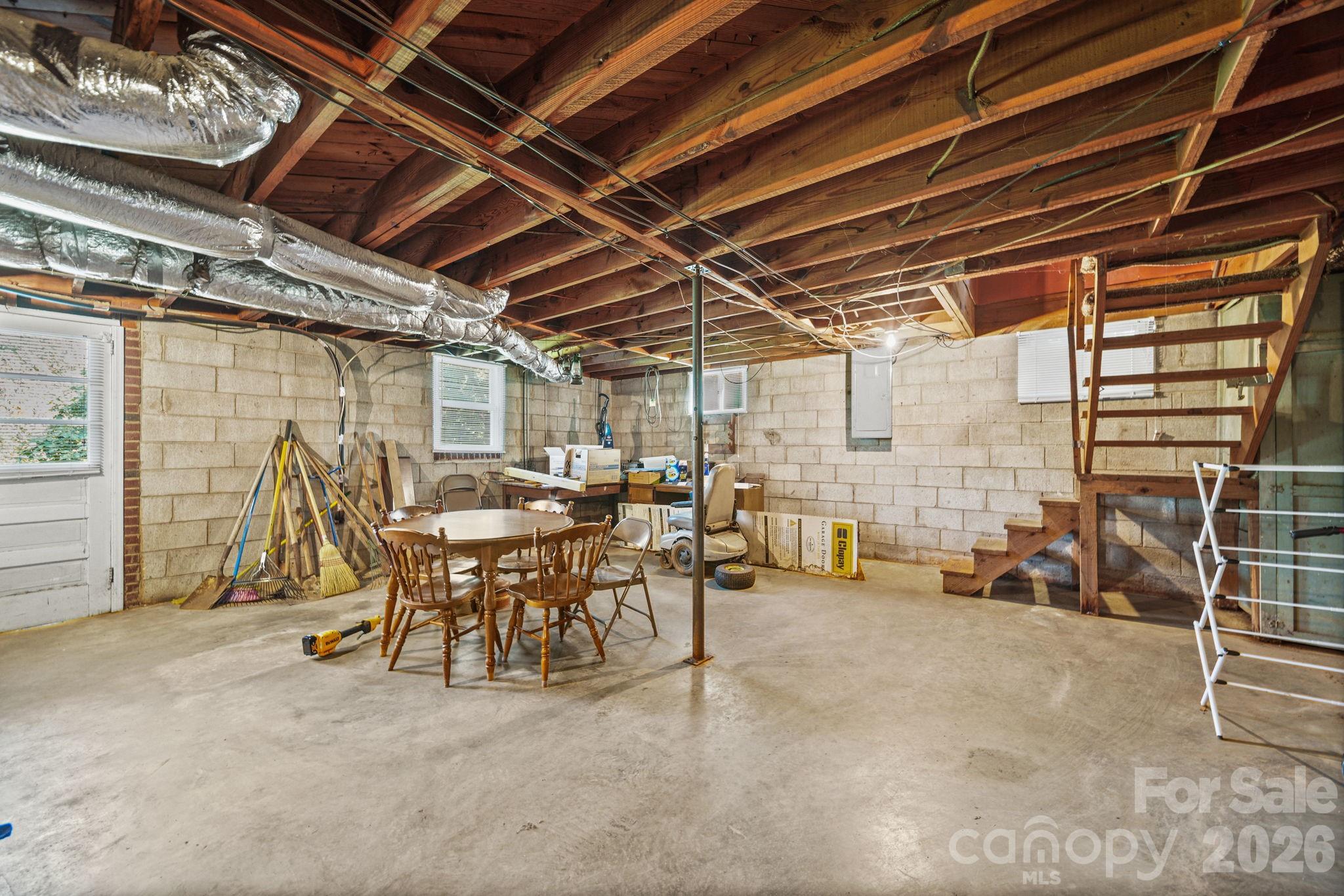 120 Kirkwood Drive — Concord
