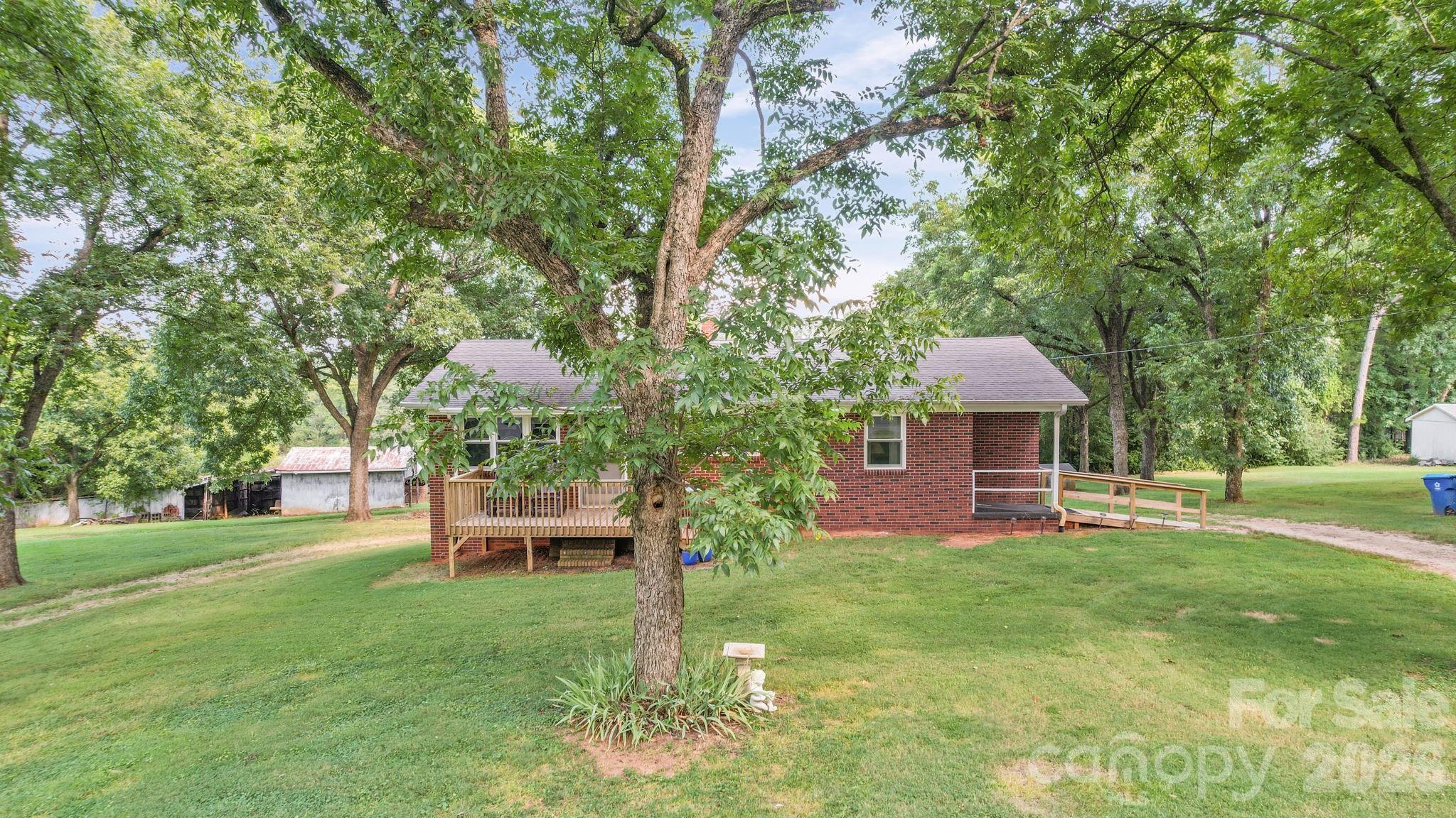 120 Kirkwood Drive — Concord