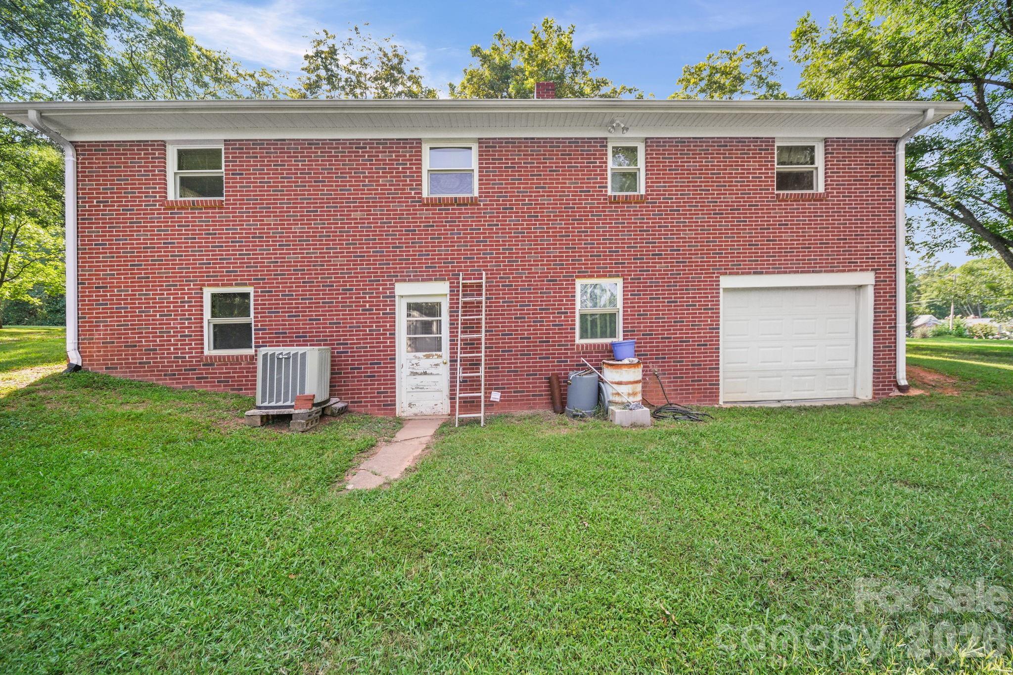 120 Kirkwood Drive — Concord