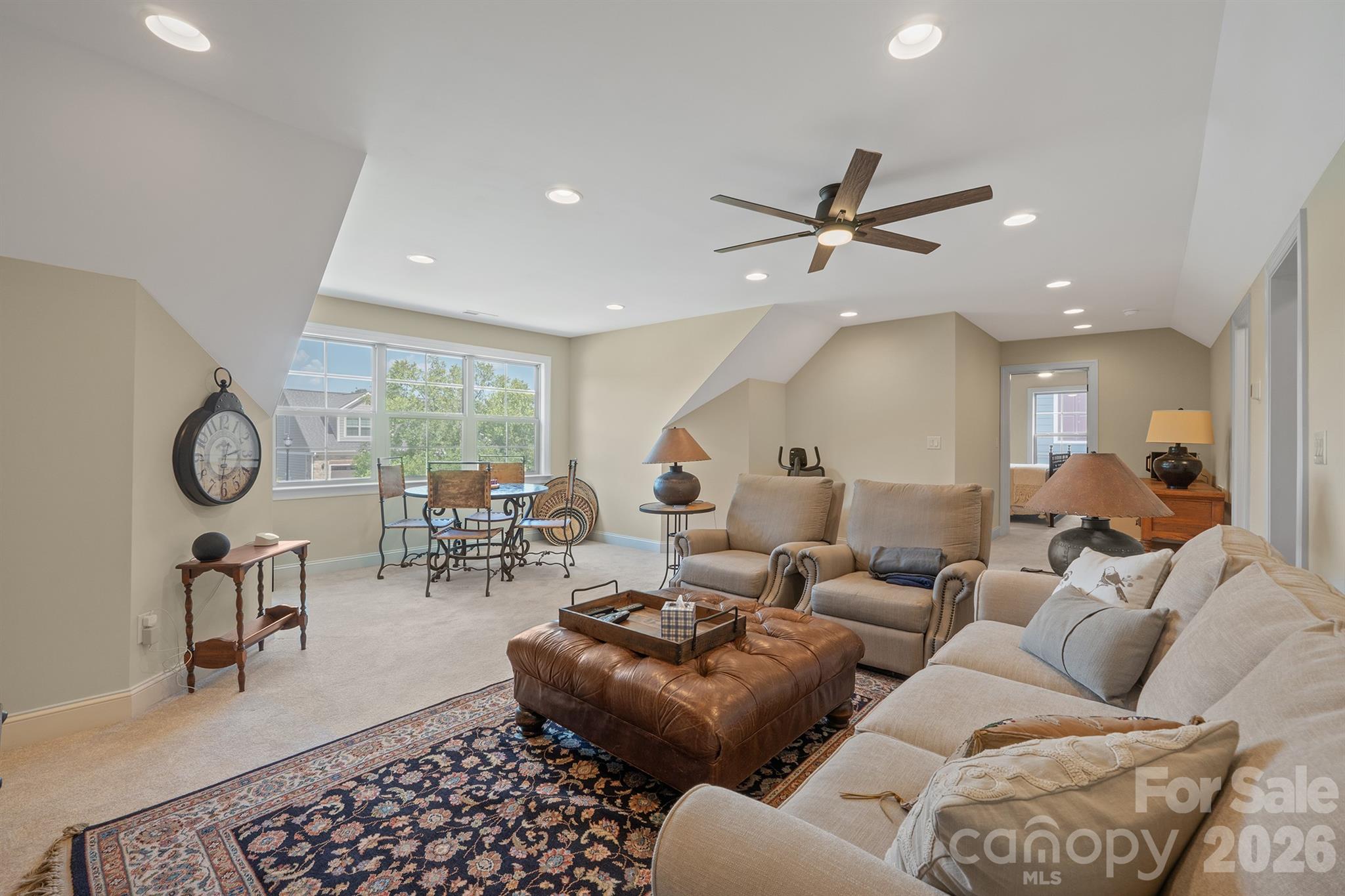 2205 Lincolnshire Lane — Waxhaw