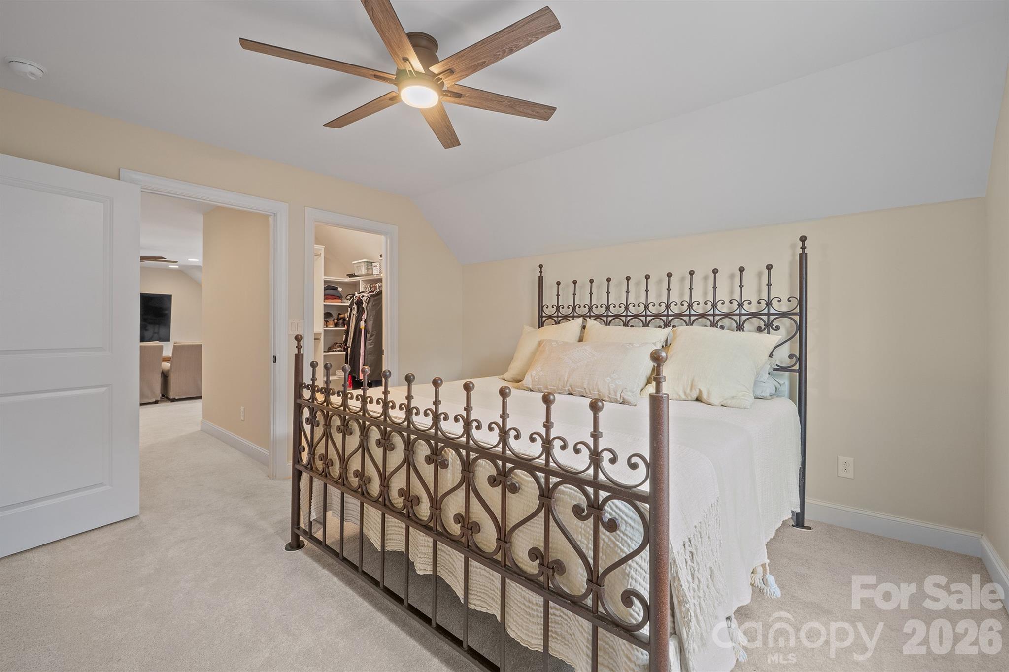2205 Lincolnshire Lane — Waxhaw