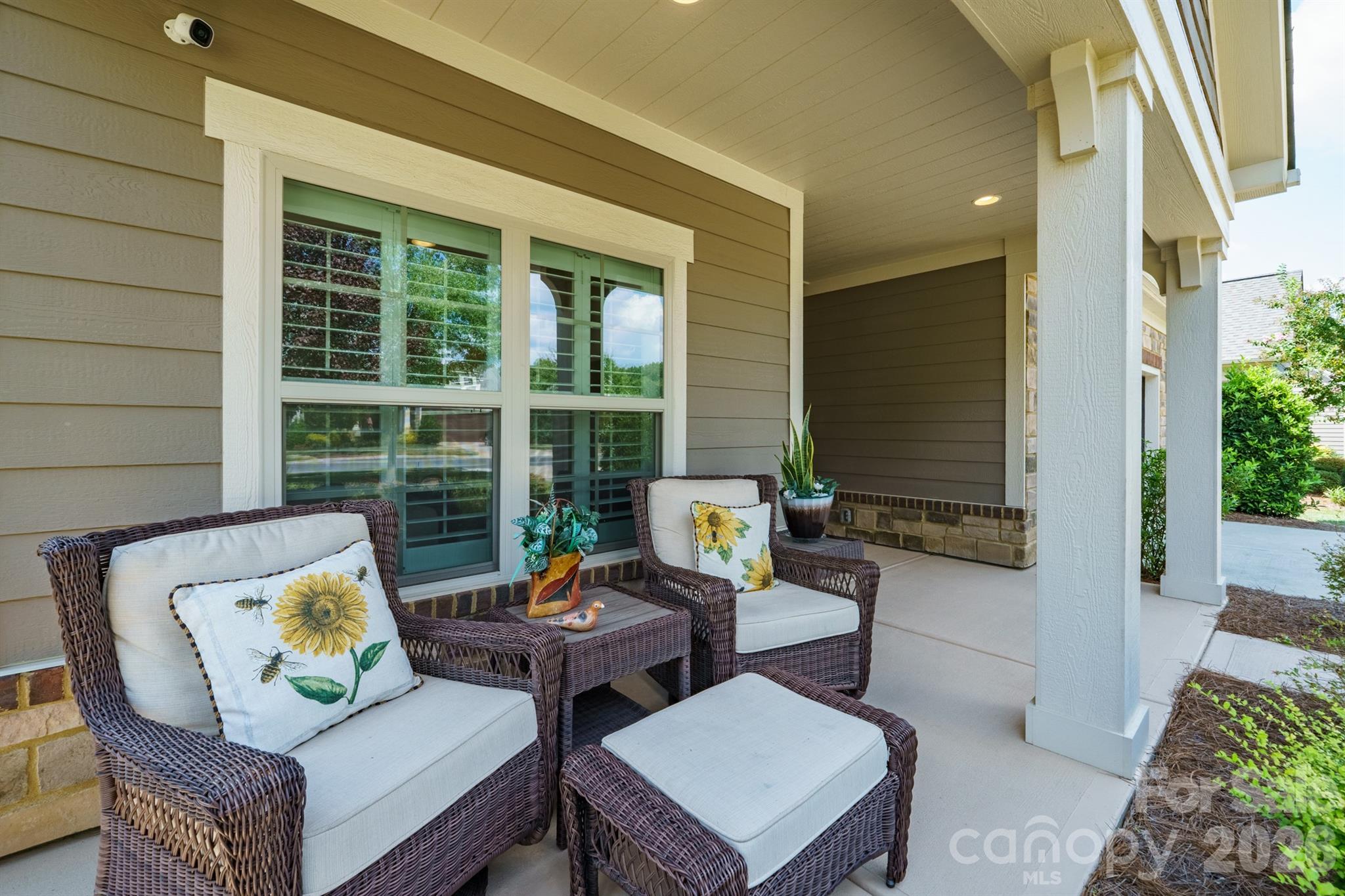 2205 Lincolnshire Lane — Waxhaw