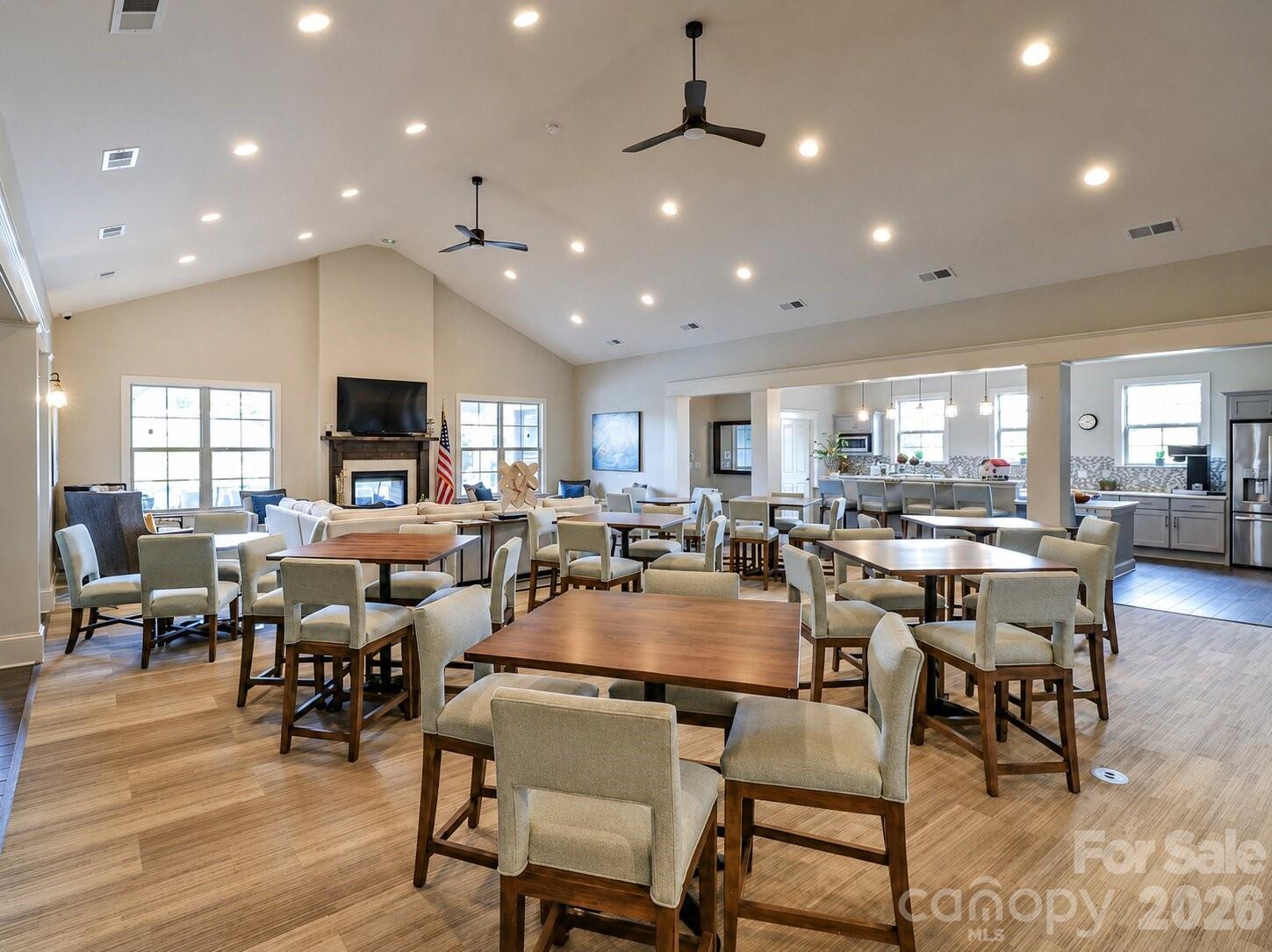 2205 Lincolnshire Lane — Waxhaw