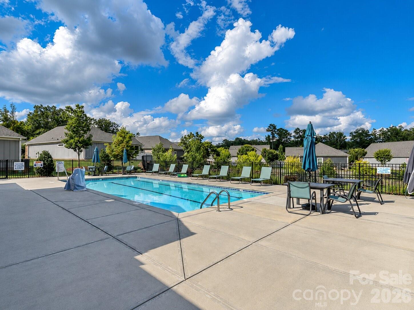 2205 Lincolnshire Lane — Waxhaw