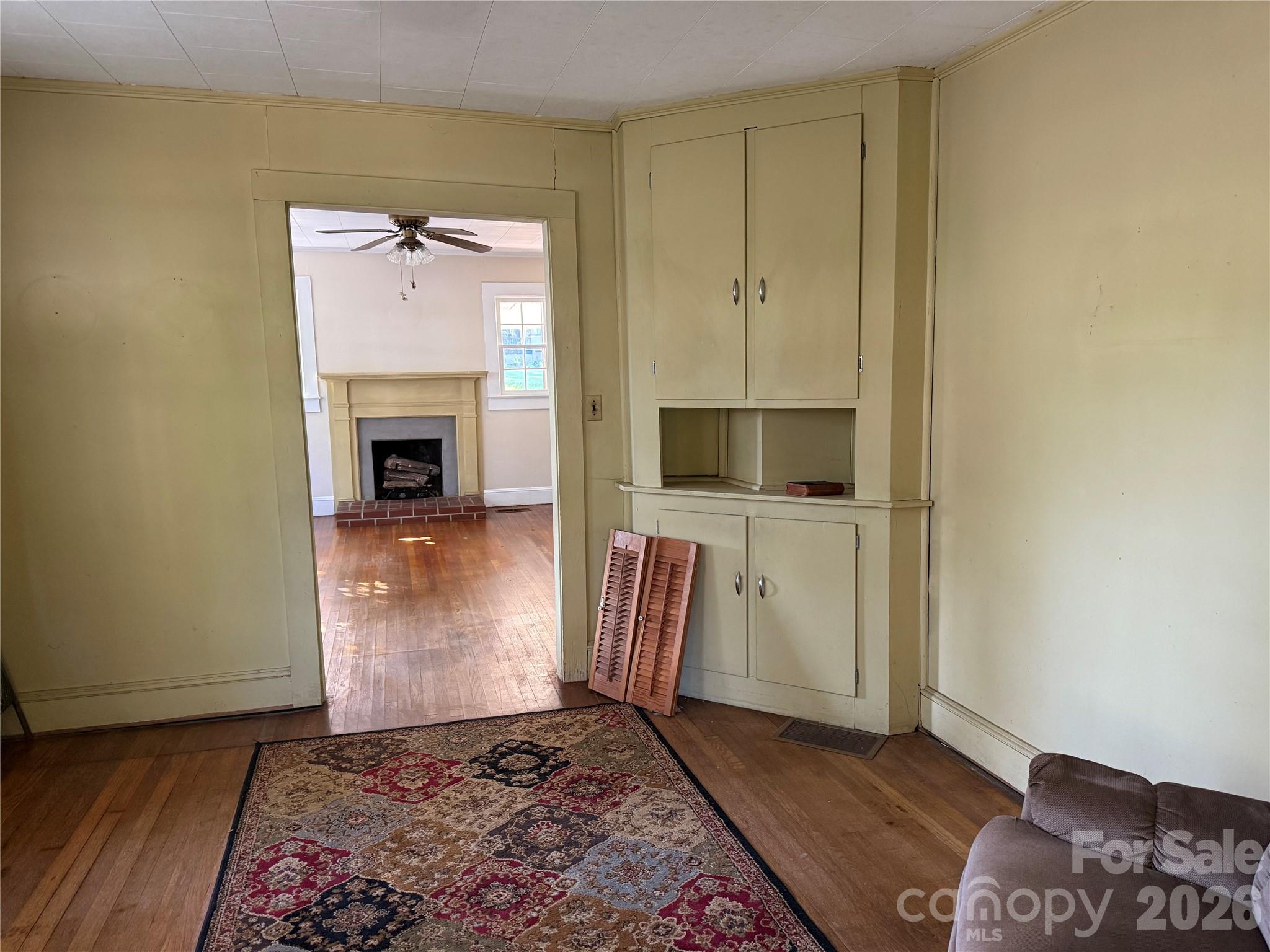 1650 Berkley Street SW — Lenoir